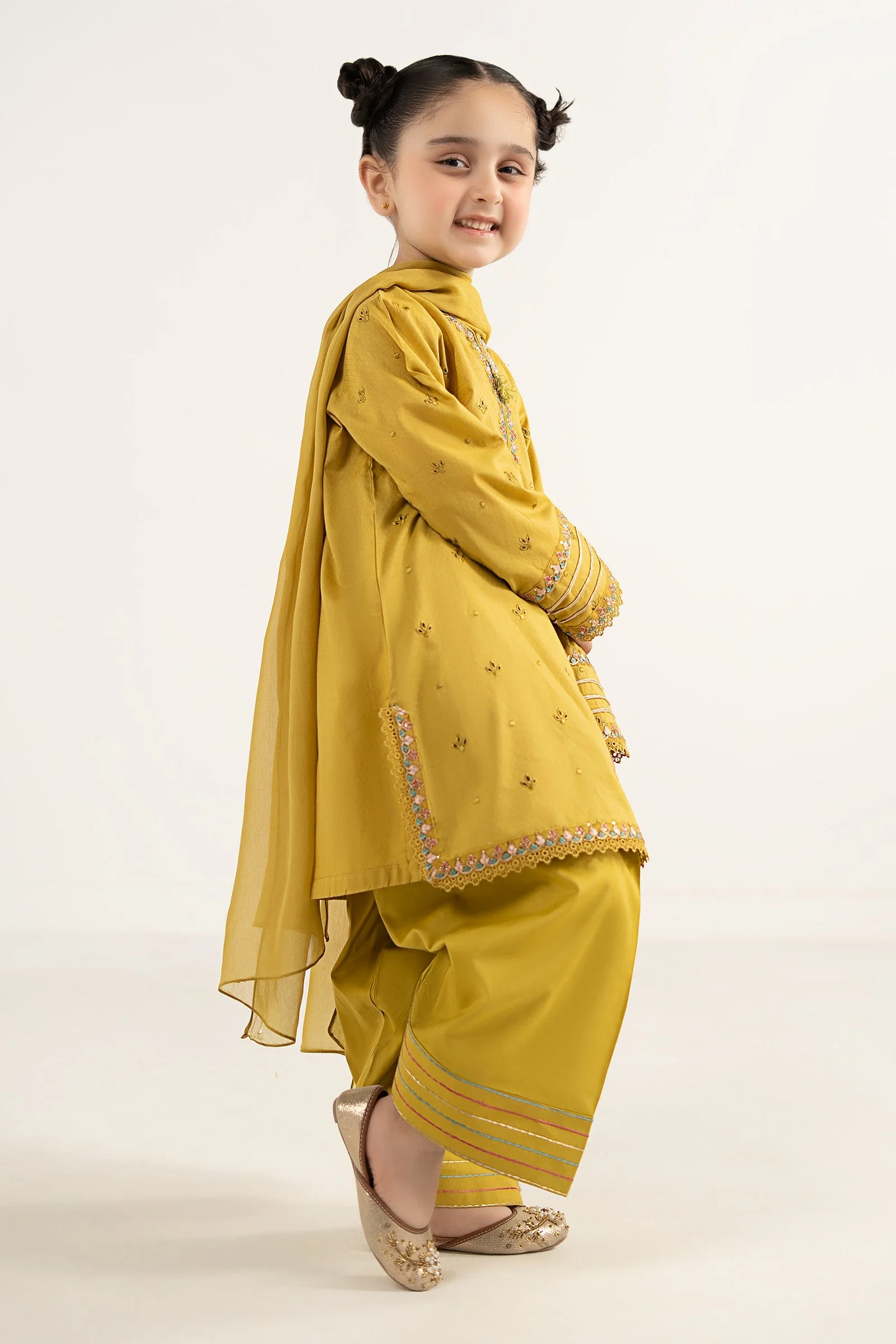3 Piece Embroidered Dobby Lawn Suit - Image 8