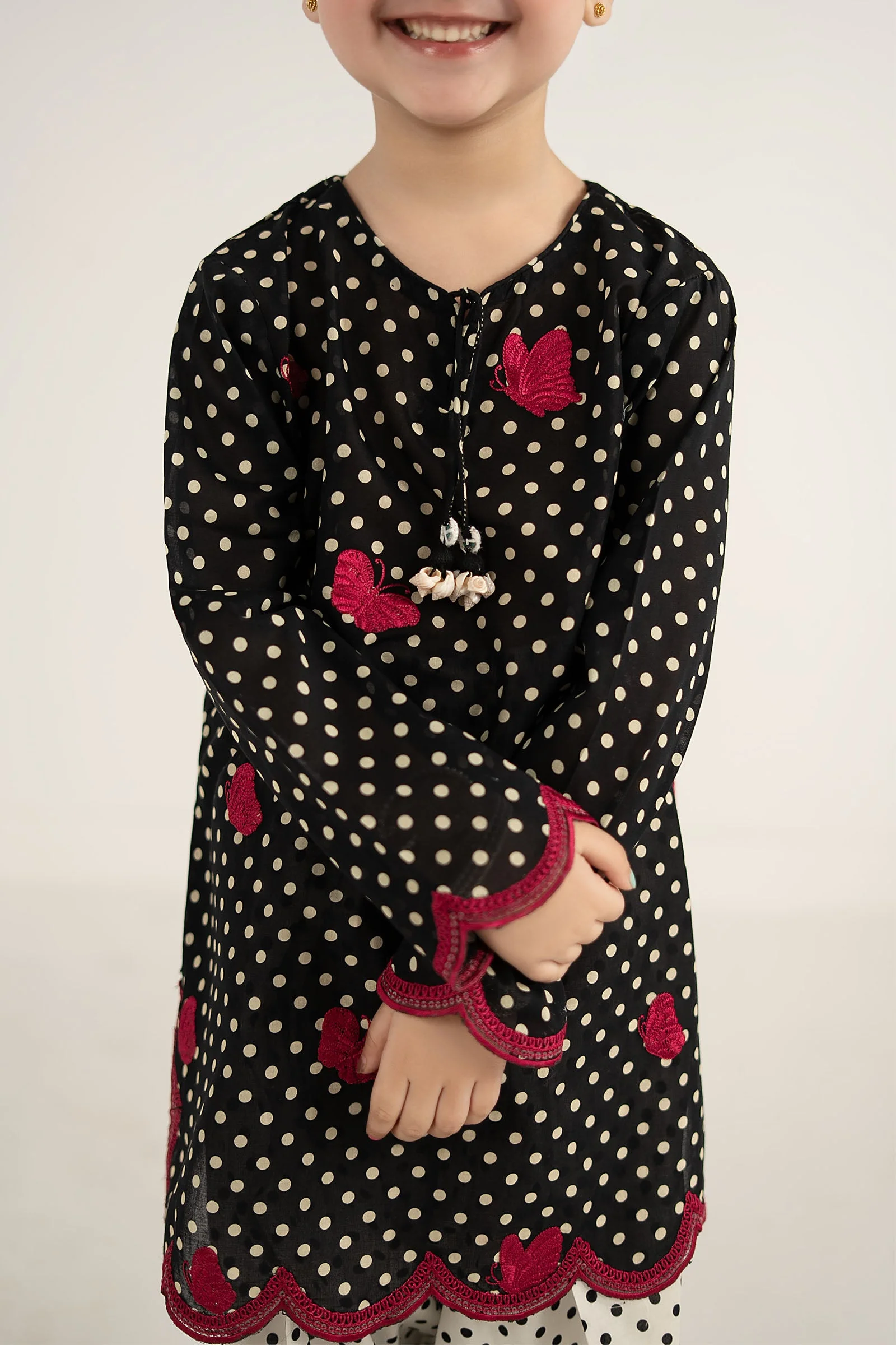 2 Piece Embroidered Lawn Suit - Image 4