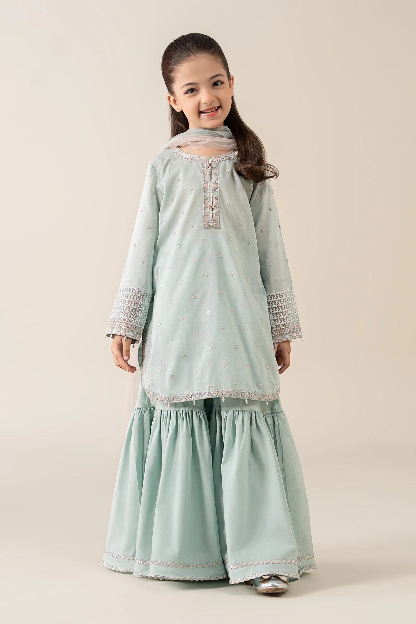 3 Piece Embroidered Lawn Suit - Image 2