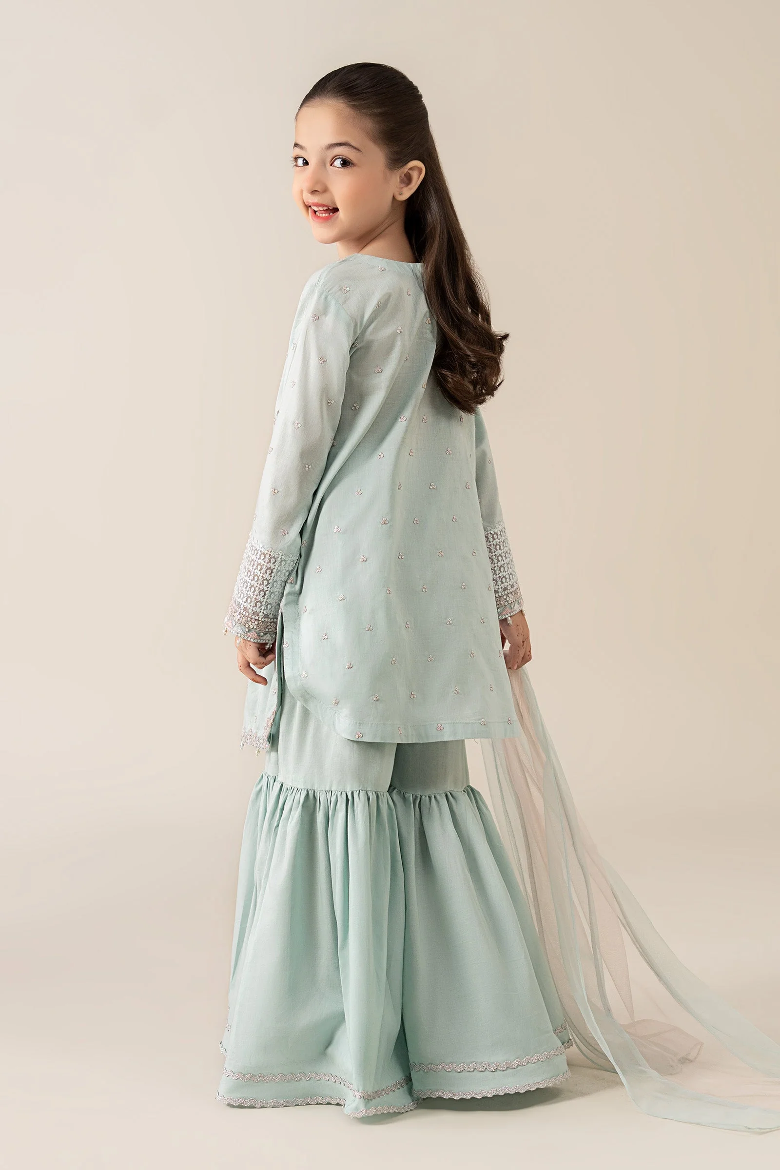 3 Piece Embroidered Lawn Suit - Image 6