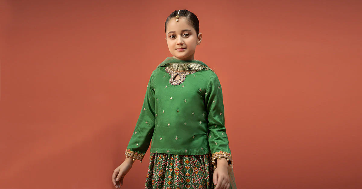 3 Piece Embroidered Linen Suit - Image 11