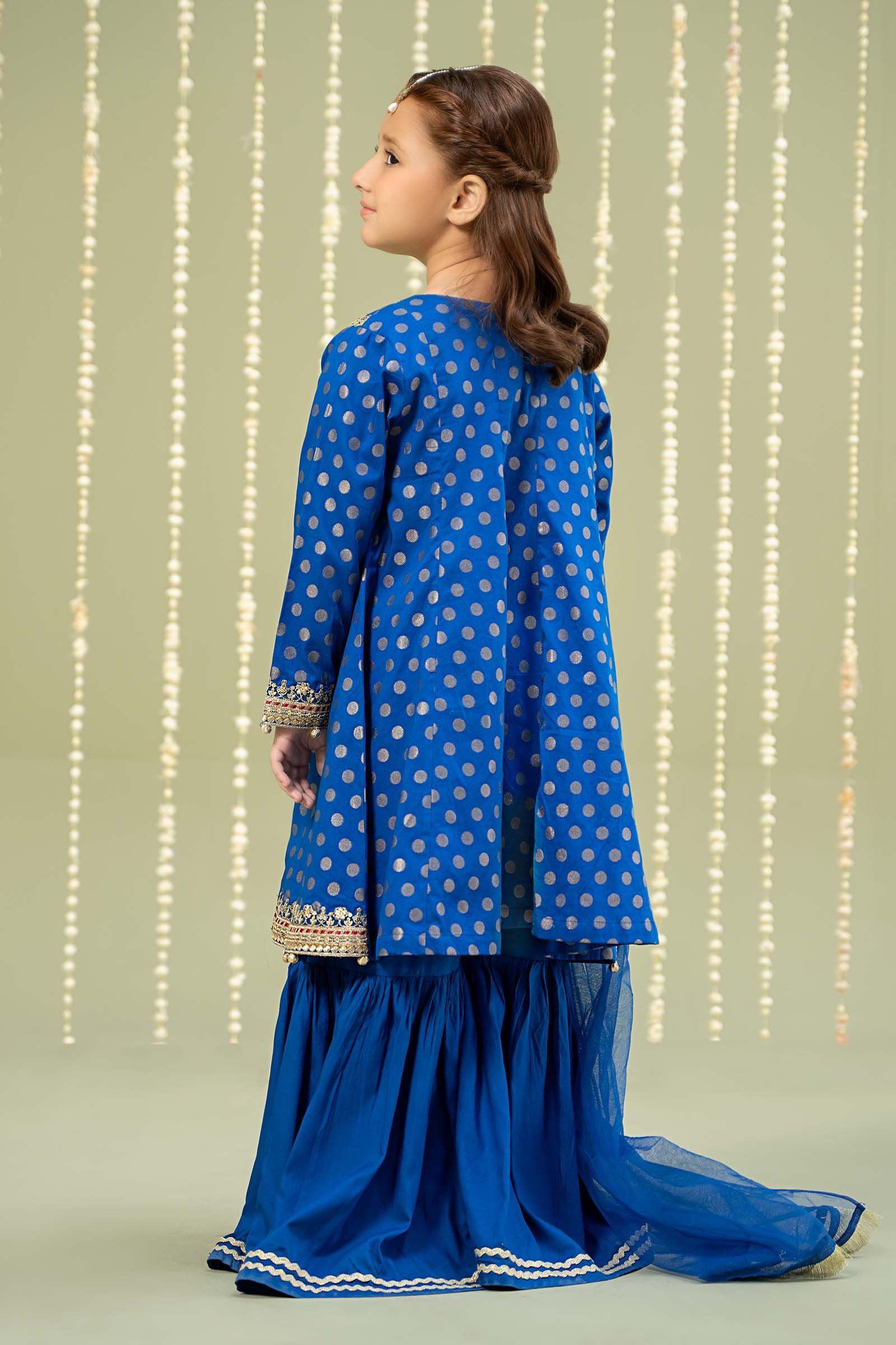 3 Piece Embroidered Jacquard Broshia Suit - Image 4