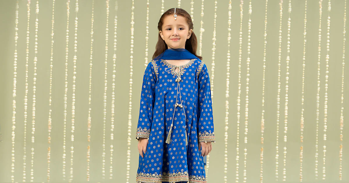 3 Piece Embroidered Jacquard Broshia Suit - Image 6