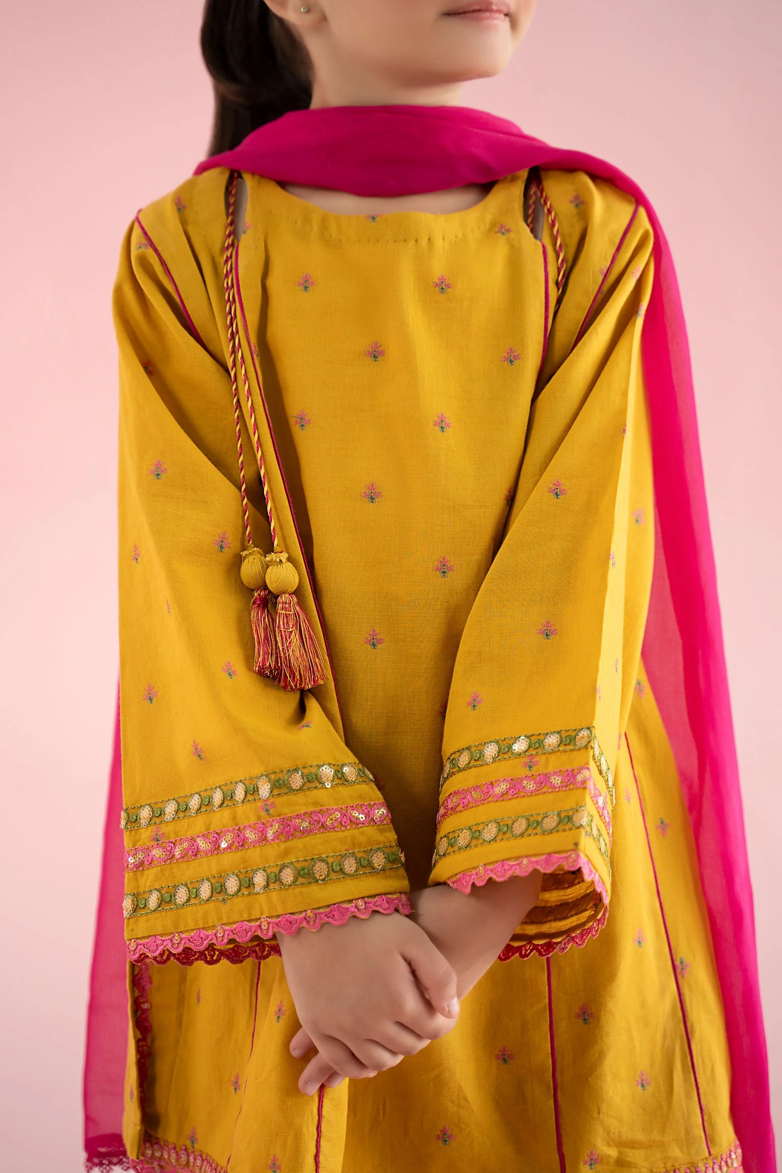 3 Piece Embroidered Jacquard Brochia Suit - Image 5