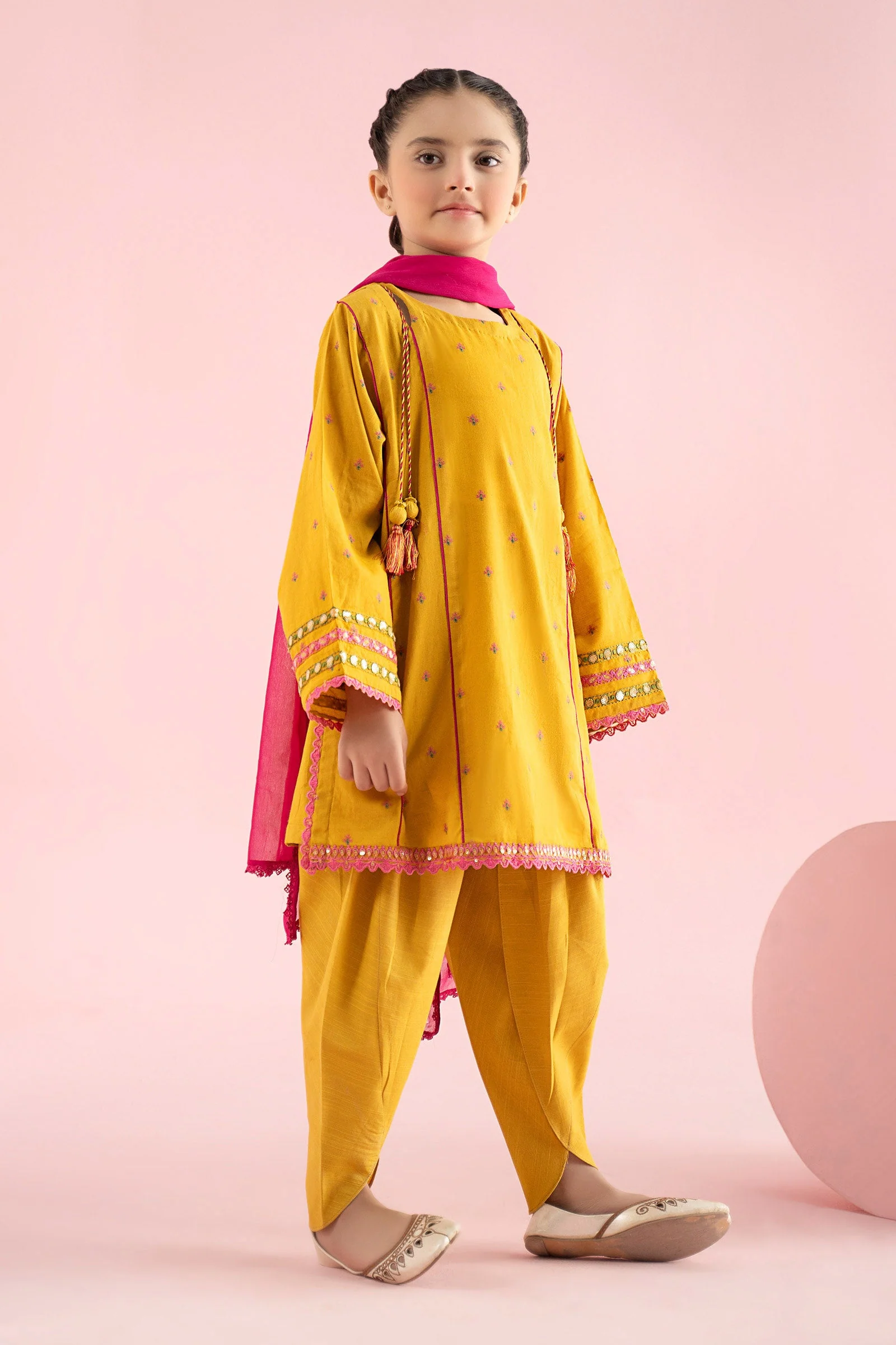 3 Piece Embroidered Jacquard Brochia Suit - Image 7