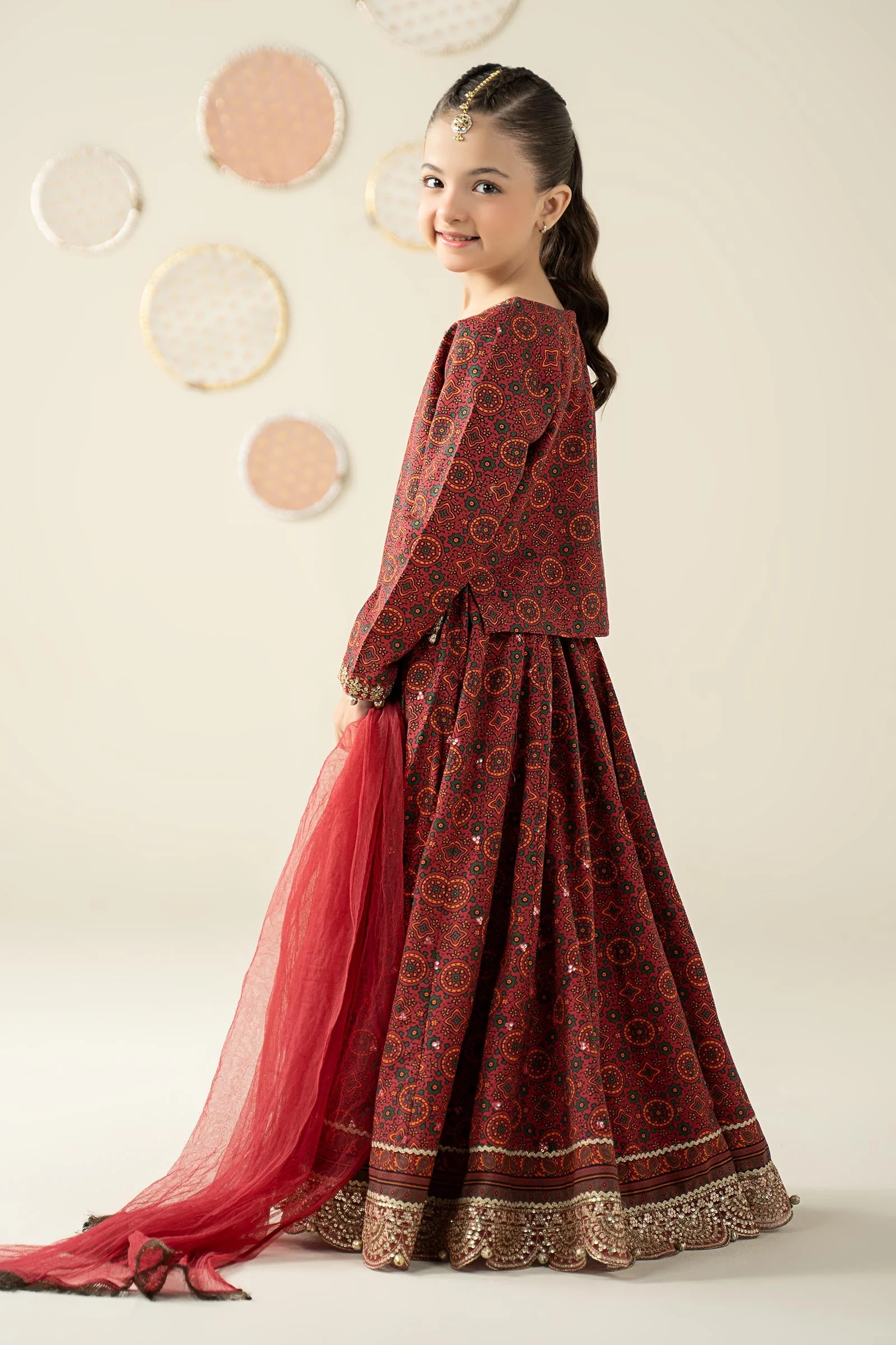 3 Piece Embroidered Slub Khaddar Suit - Image 10