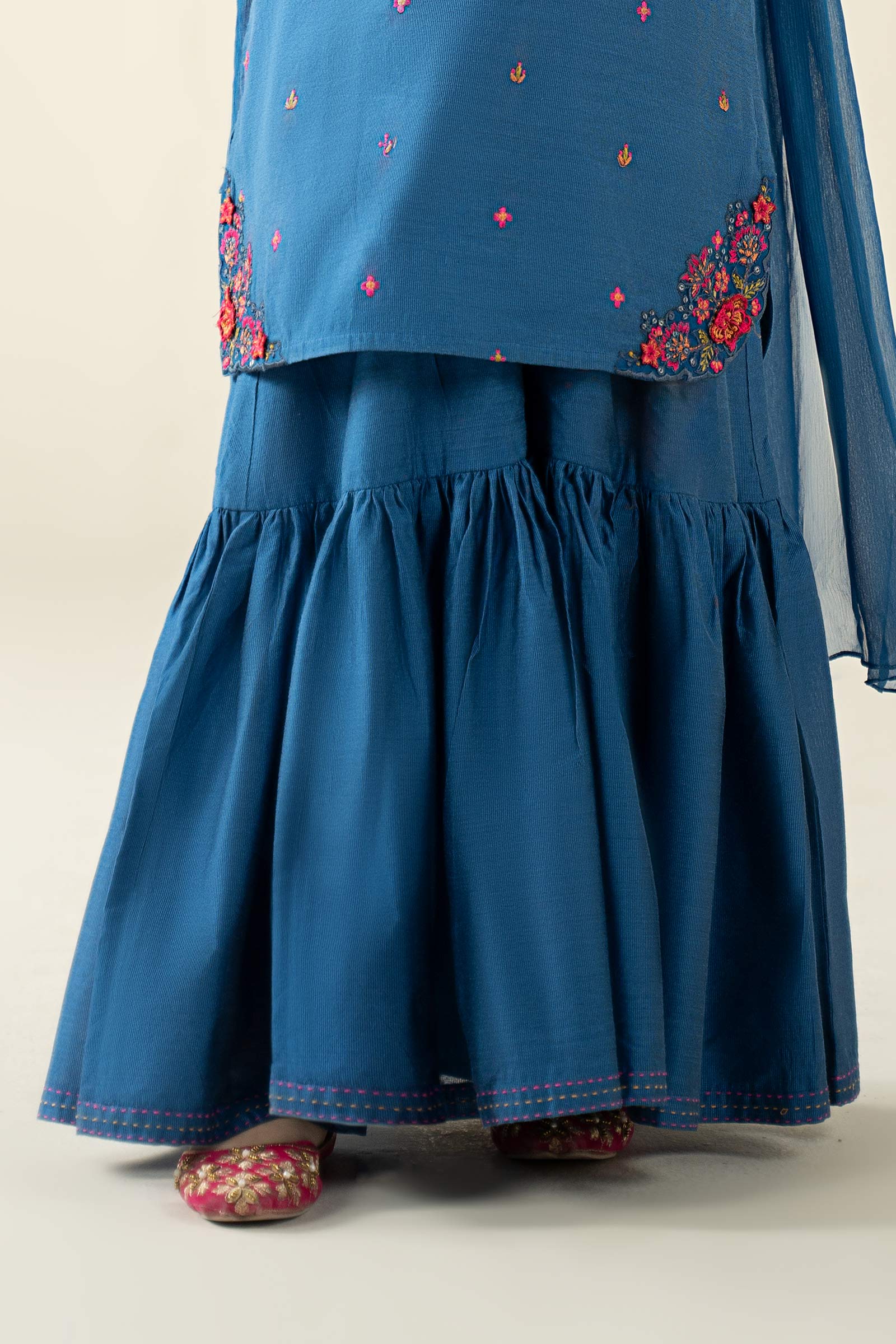3 Piece Embroidered Cotton Silk Suit - Image 6