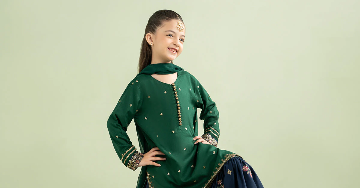 3 Piece Embroidered Linen Suit - Image 7