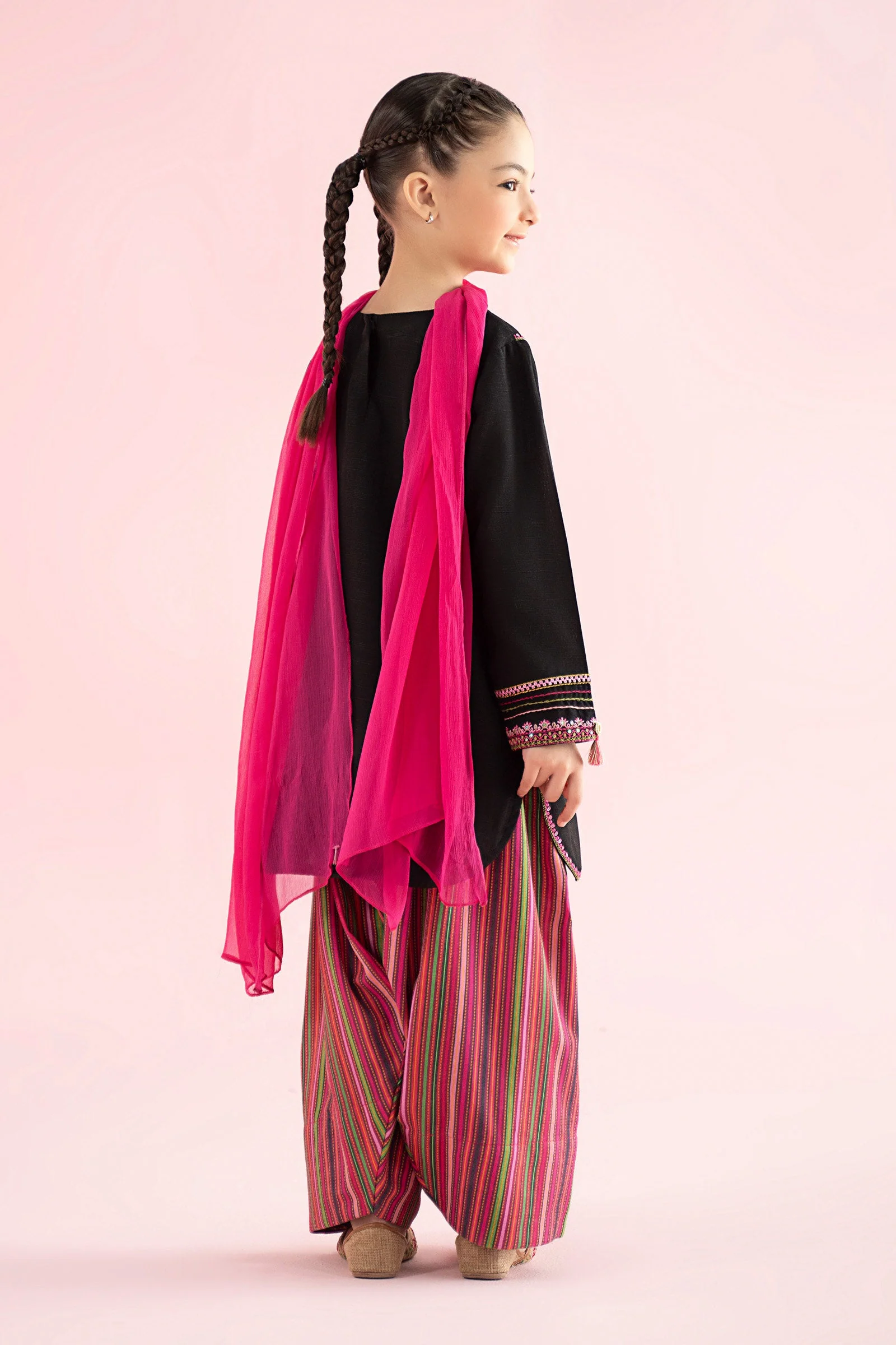 3 Piece Embroidered Slub Khaddar Suit - Image 10