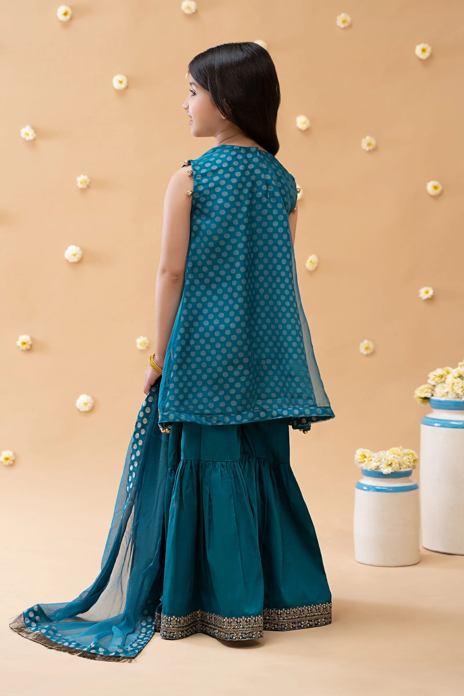 3 Piece Embroidered Suit - Image 4