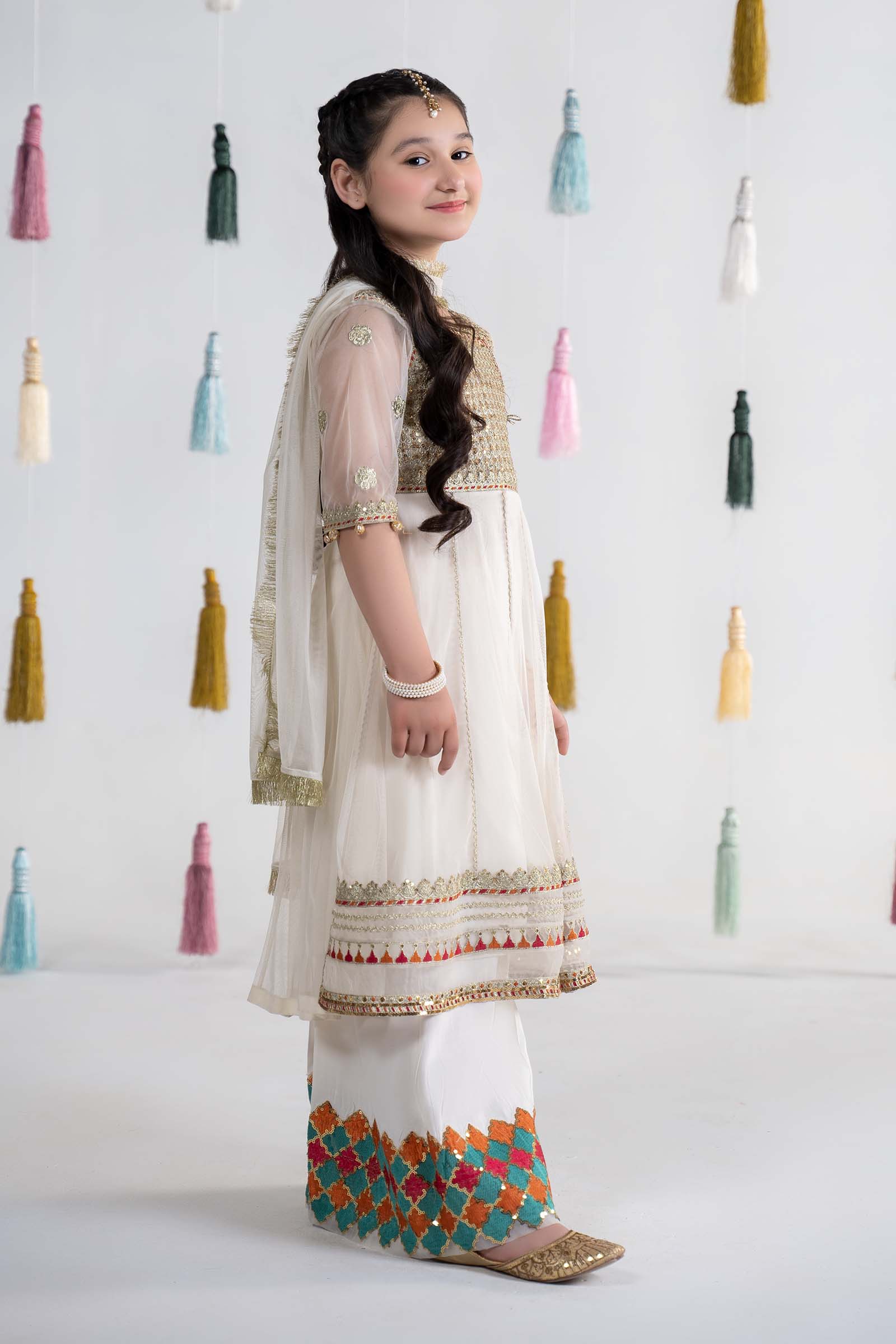 3 Piece Embroidered Net Suit - Image 5