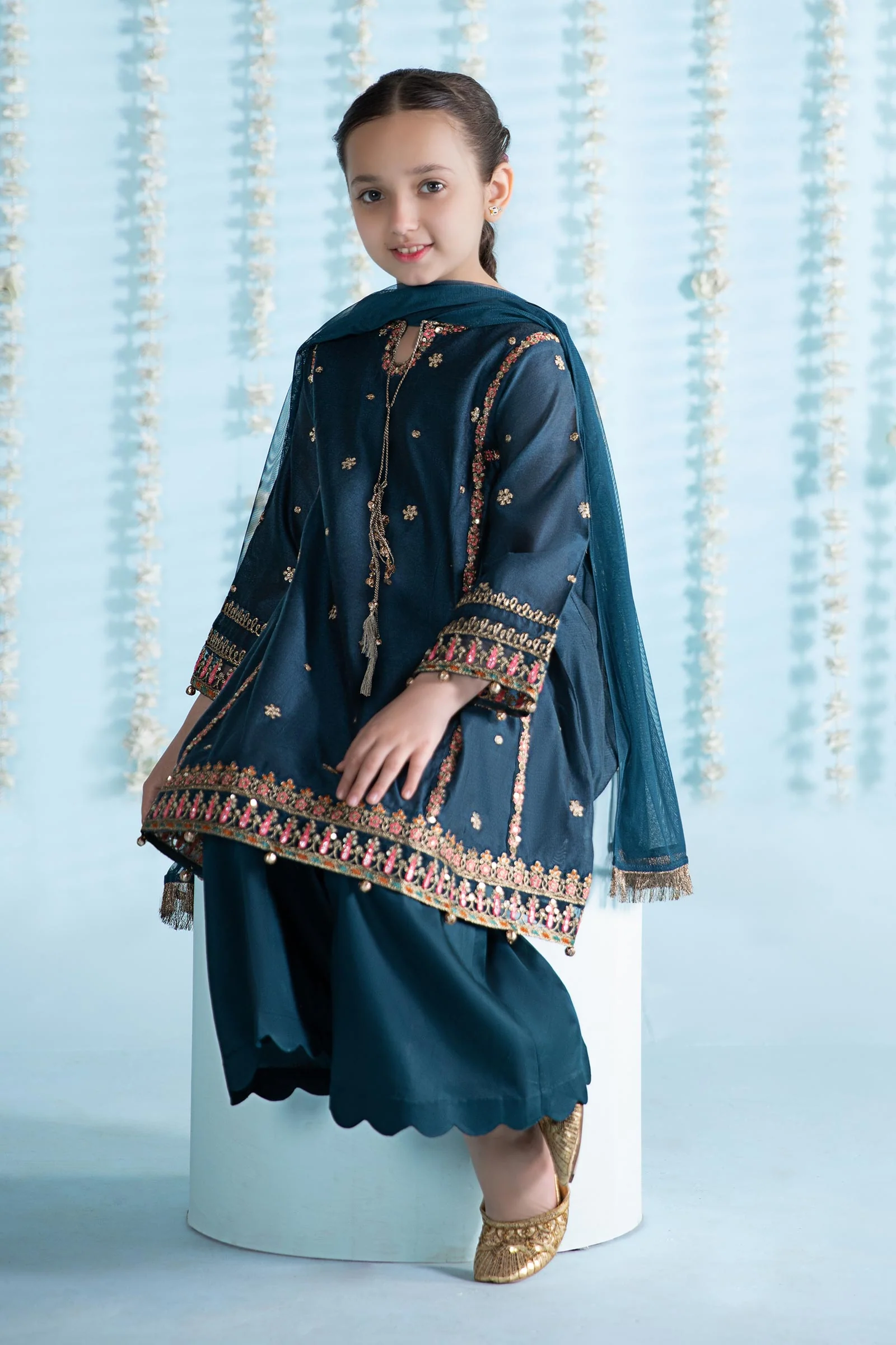 3 Piece Embroidered Yarn Dyed Suit - Image 3