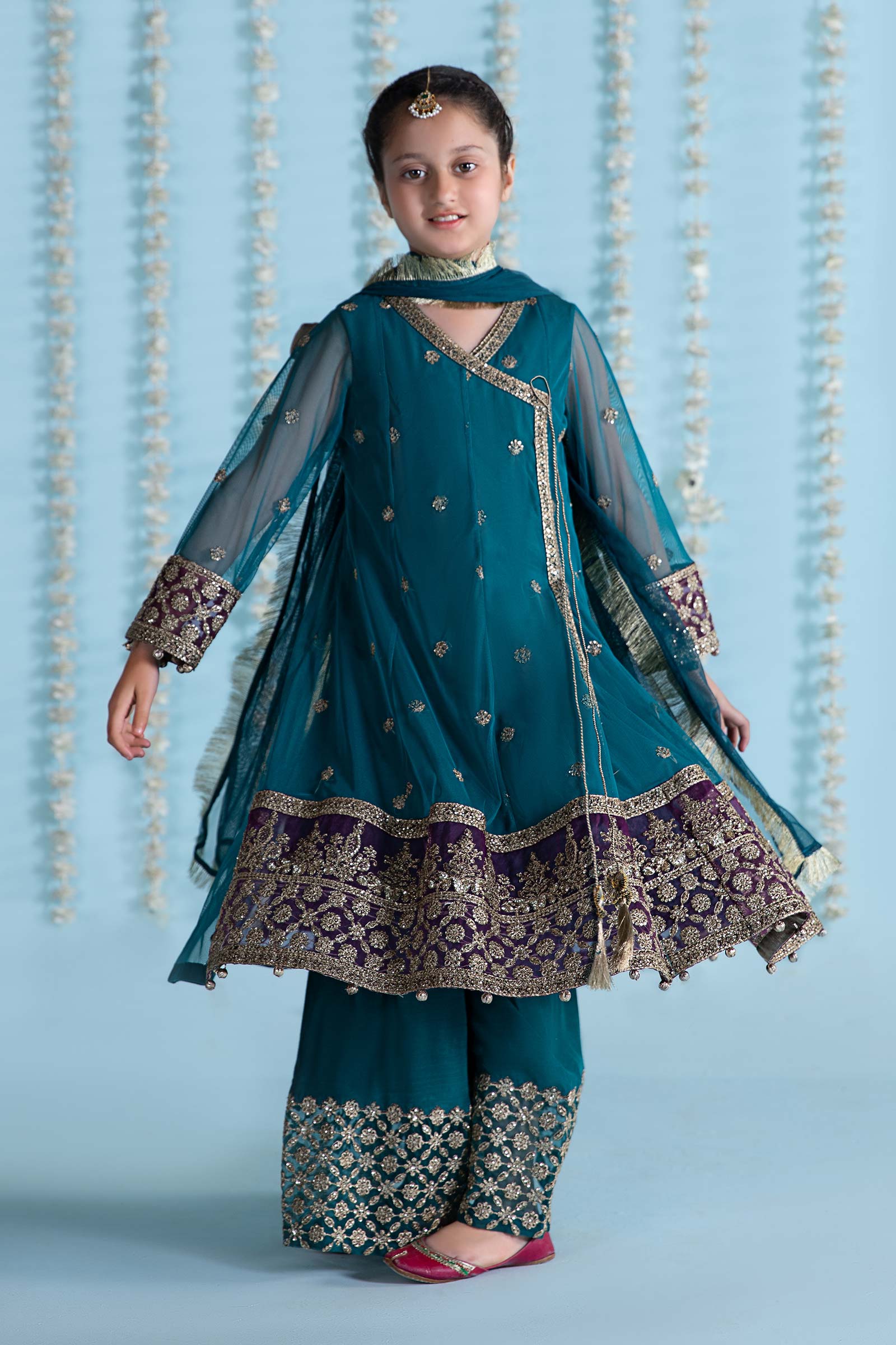 3 Piece Embroidered Net Suit - Image 4