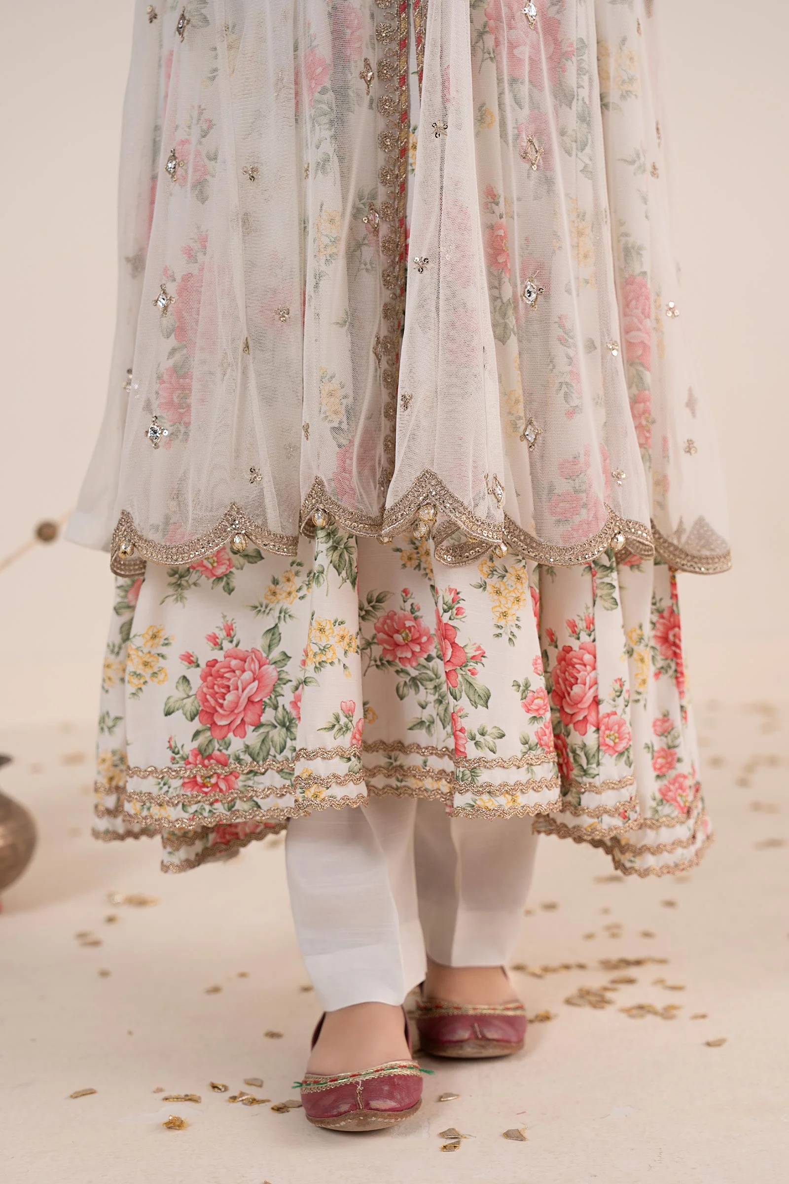 4 Piece Embroidered Net Suit - Image 7