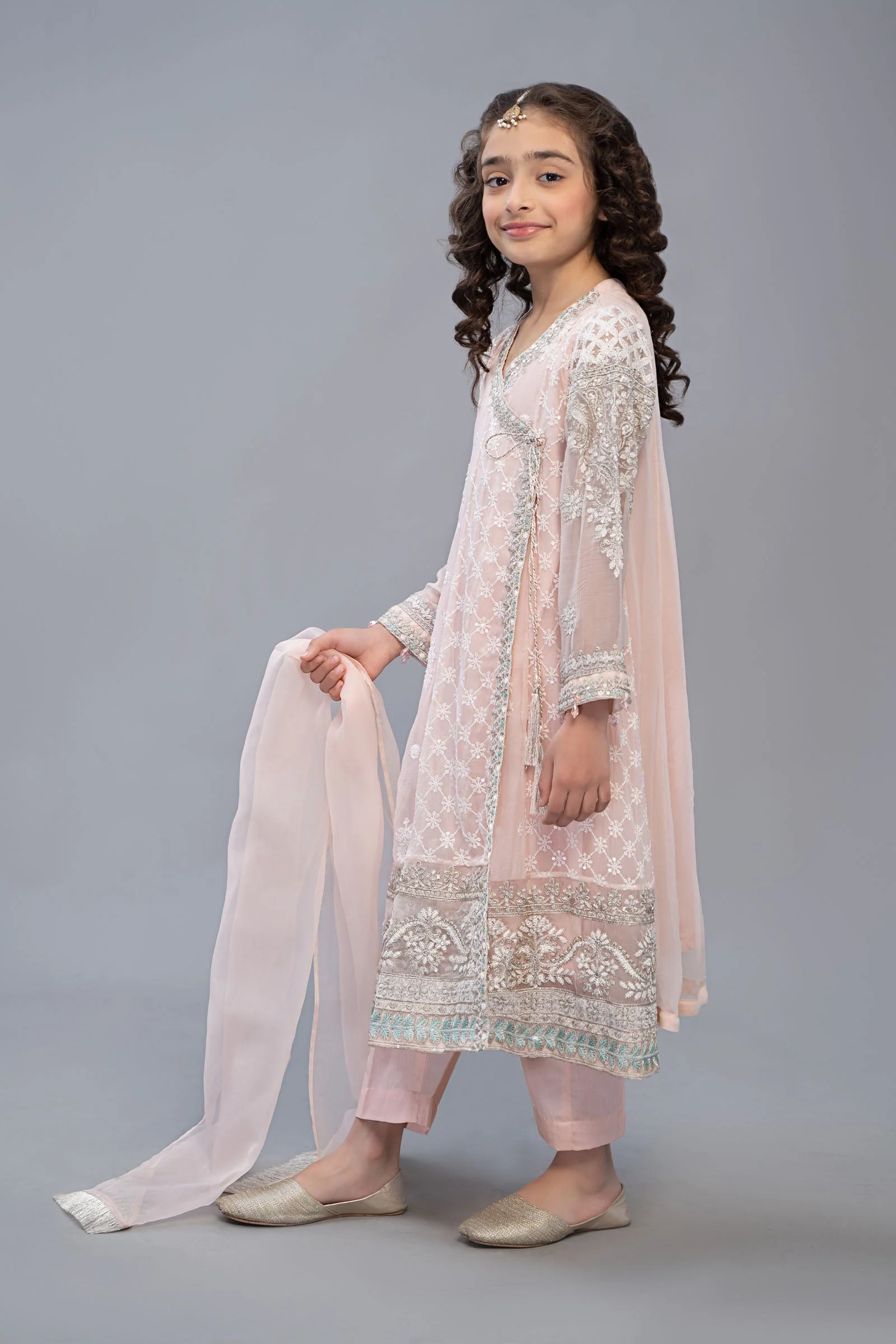 3 Piece Embroidered Suit - Image 4