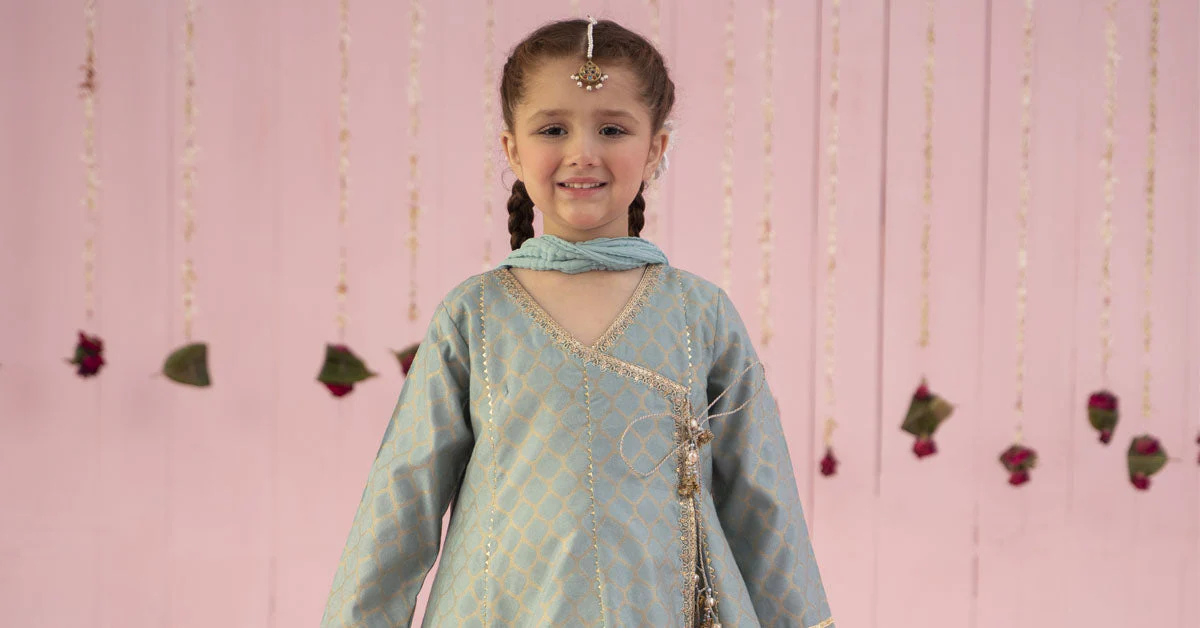 3 Piece Embroidered Jacquard Suit - Image 7