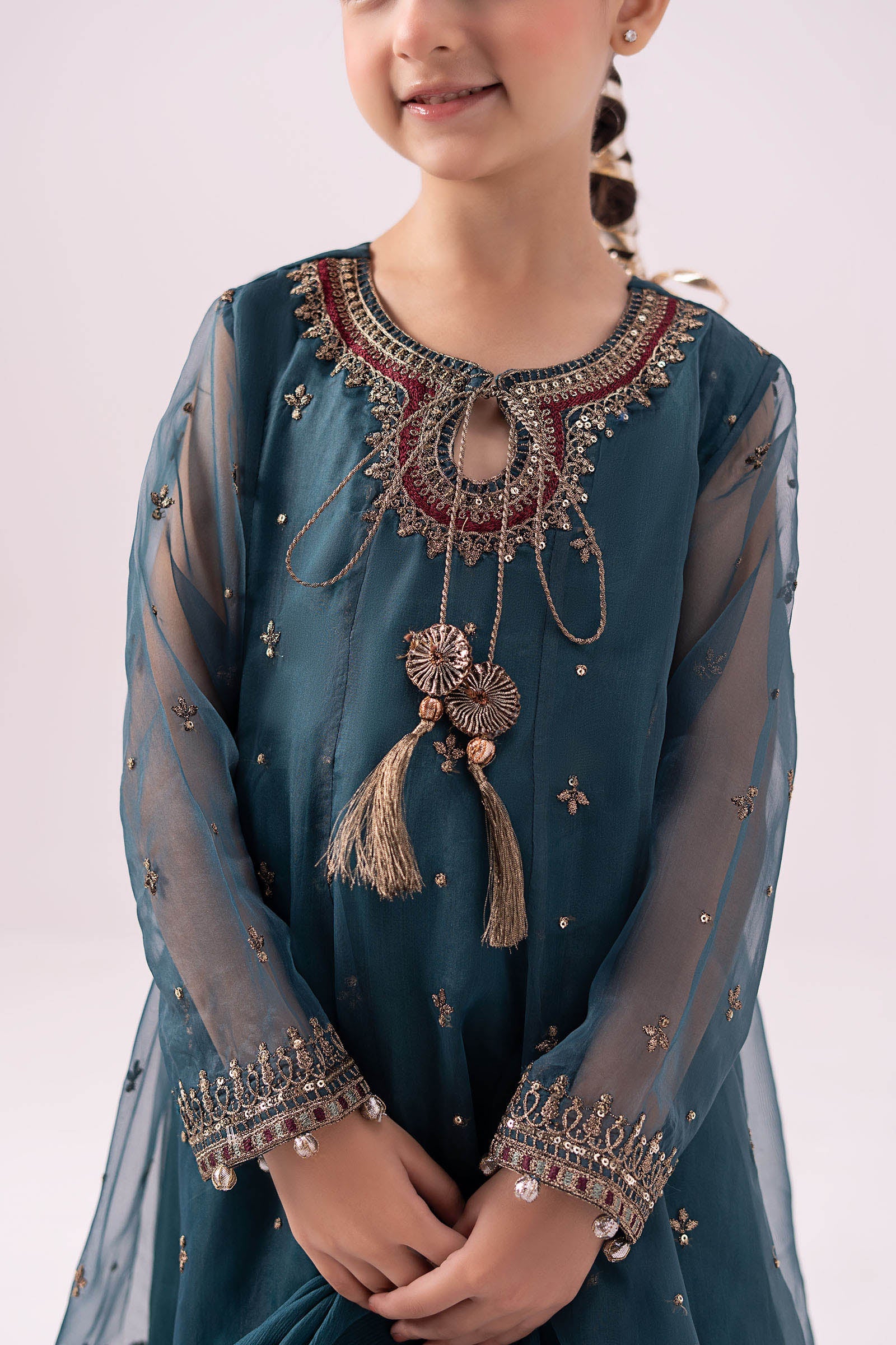 3 piece embroidered organza suit - Image 5