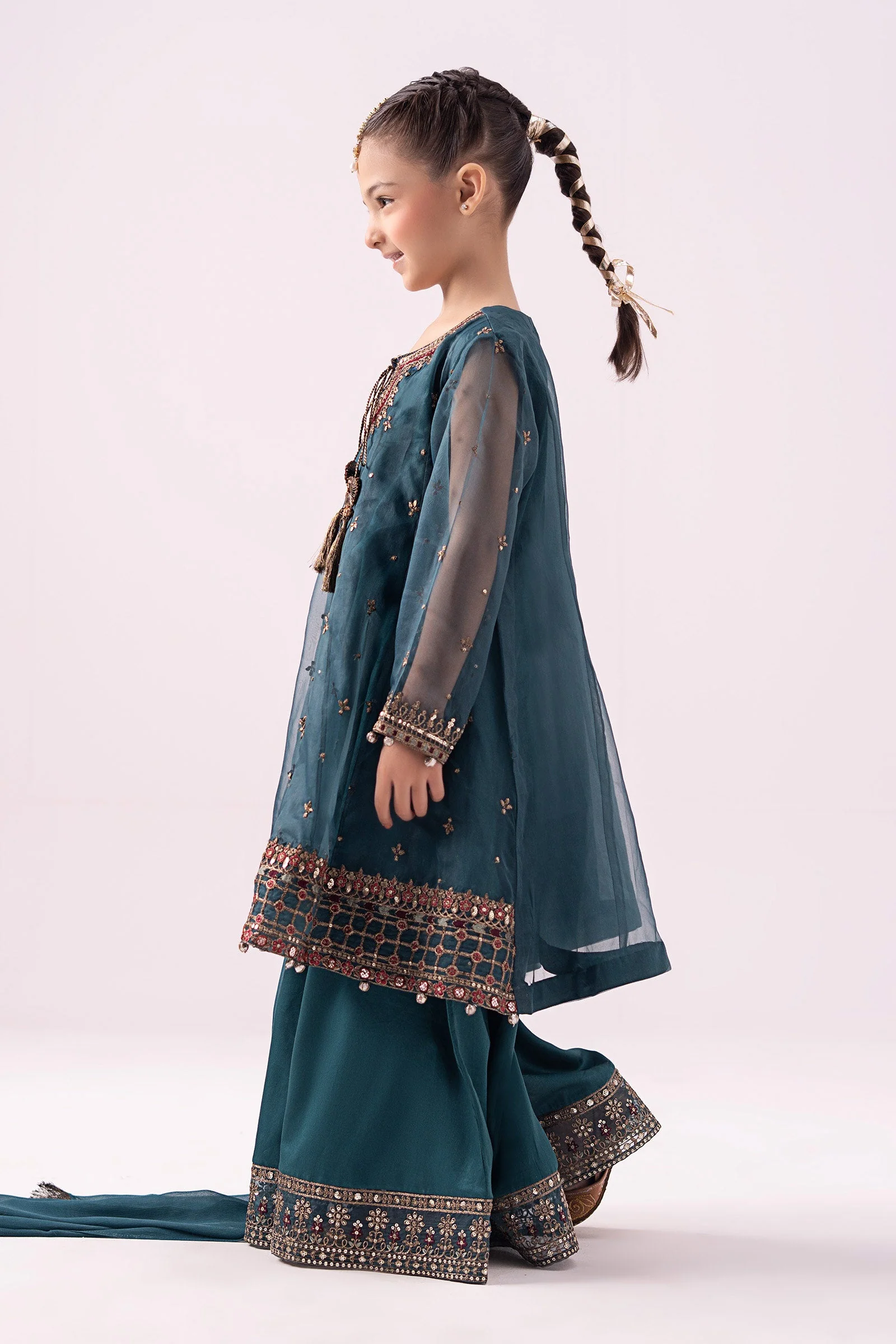 3 piece embroidered organza suit - Image 7