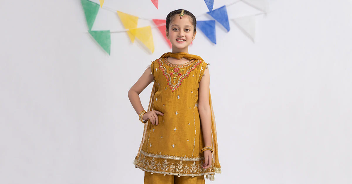 3 Piece Embroidered Raw Silk Suit - Image 8