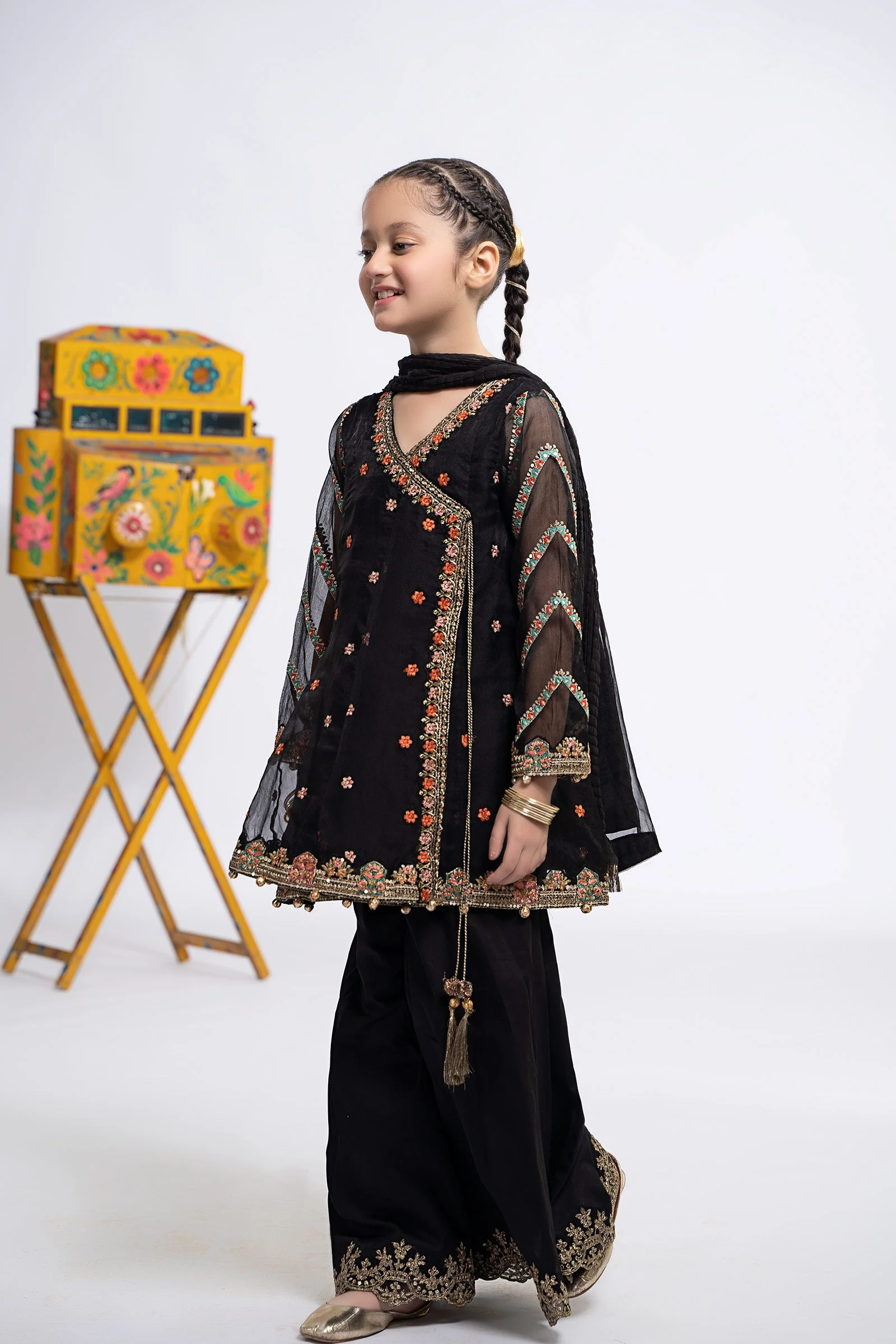 3 Piece Embroidered Organza Suit - Image 6