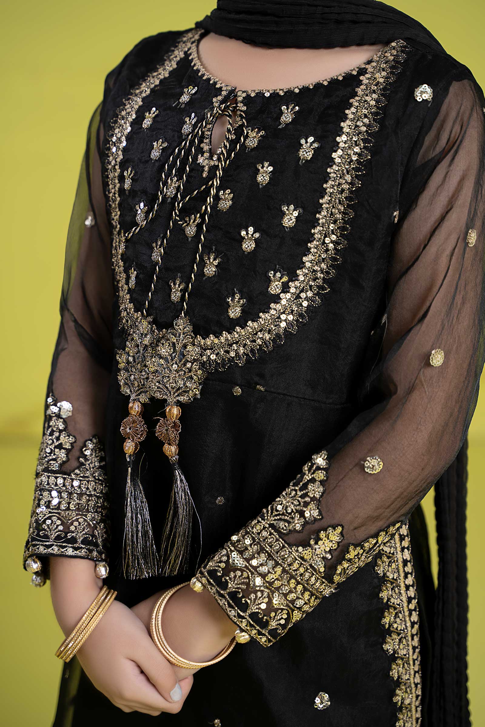 3 Piece Embroidered Organza Suit - Image 3
