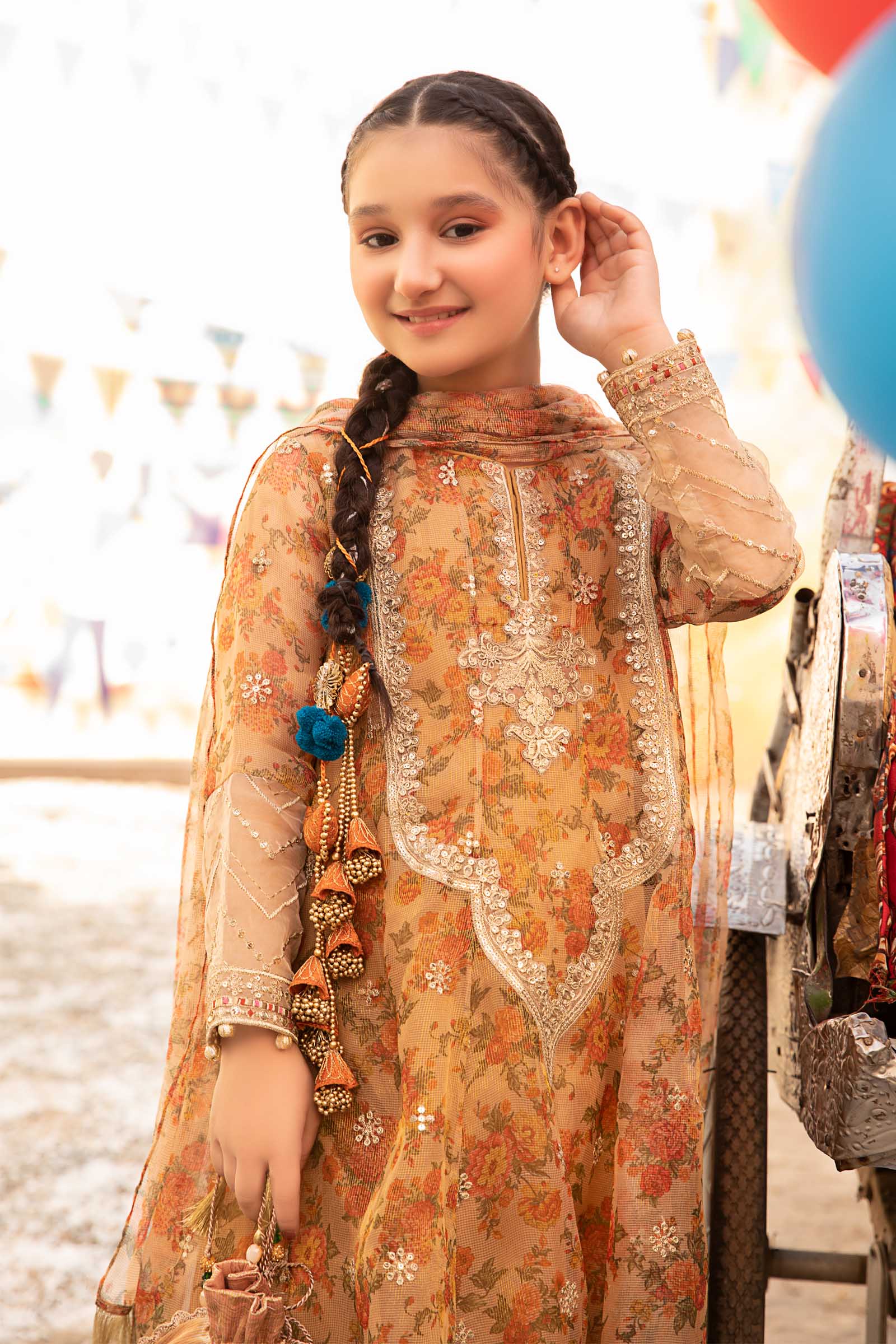 3 Piece Embroidered Zari Masoori Organza Suit - Image 2