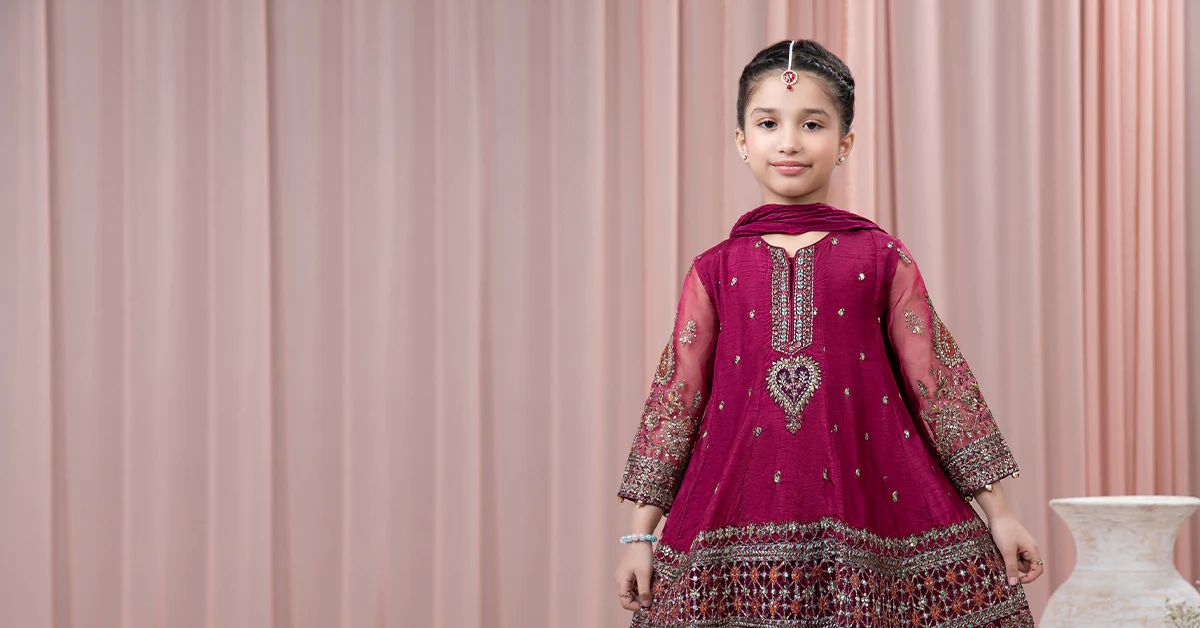 3 Piece Embroidered Raw Silk Suit - Image 9
