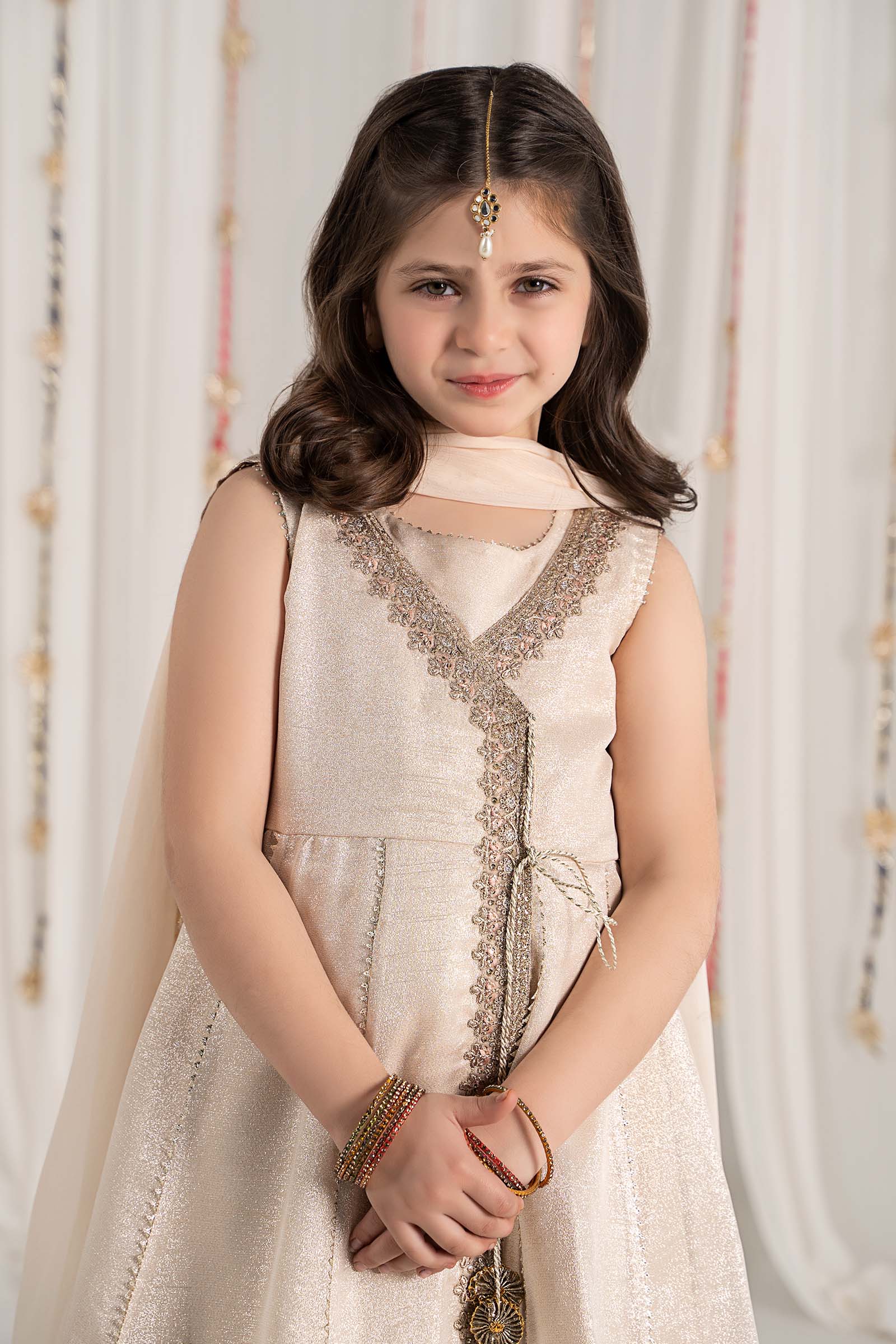 3 Piece Embroidered Cotton Staple Zari Suit - Image 5