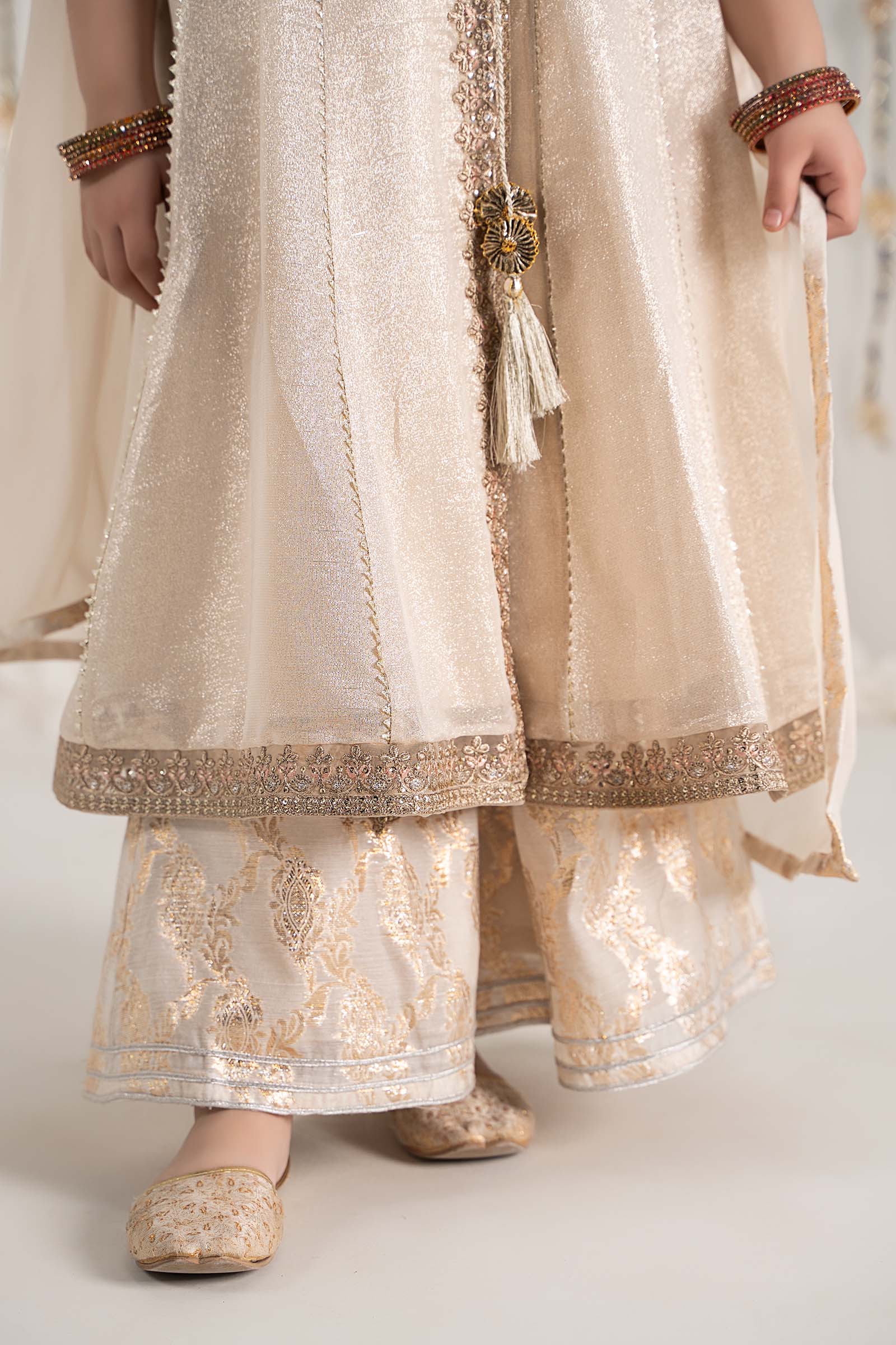 3 Piece Embroidered Cotton Staple Zari Suit - Image 6