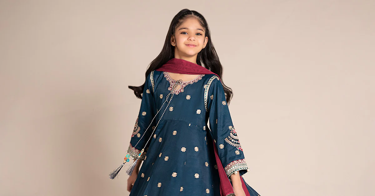 3 Piece Embroidered Raw Silk Suit - Image 7