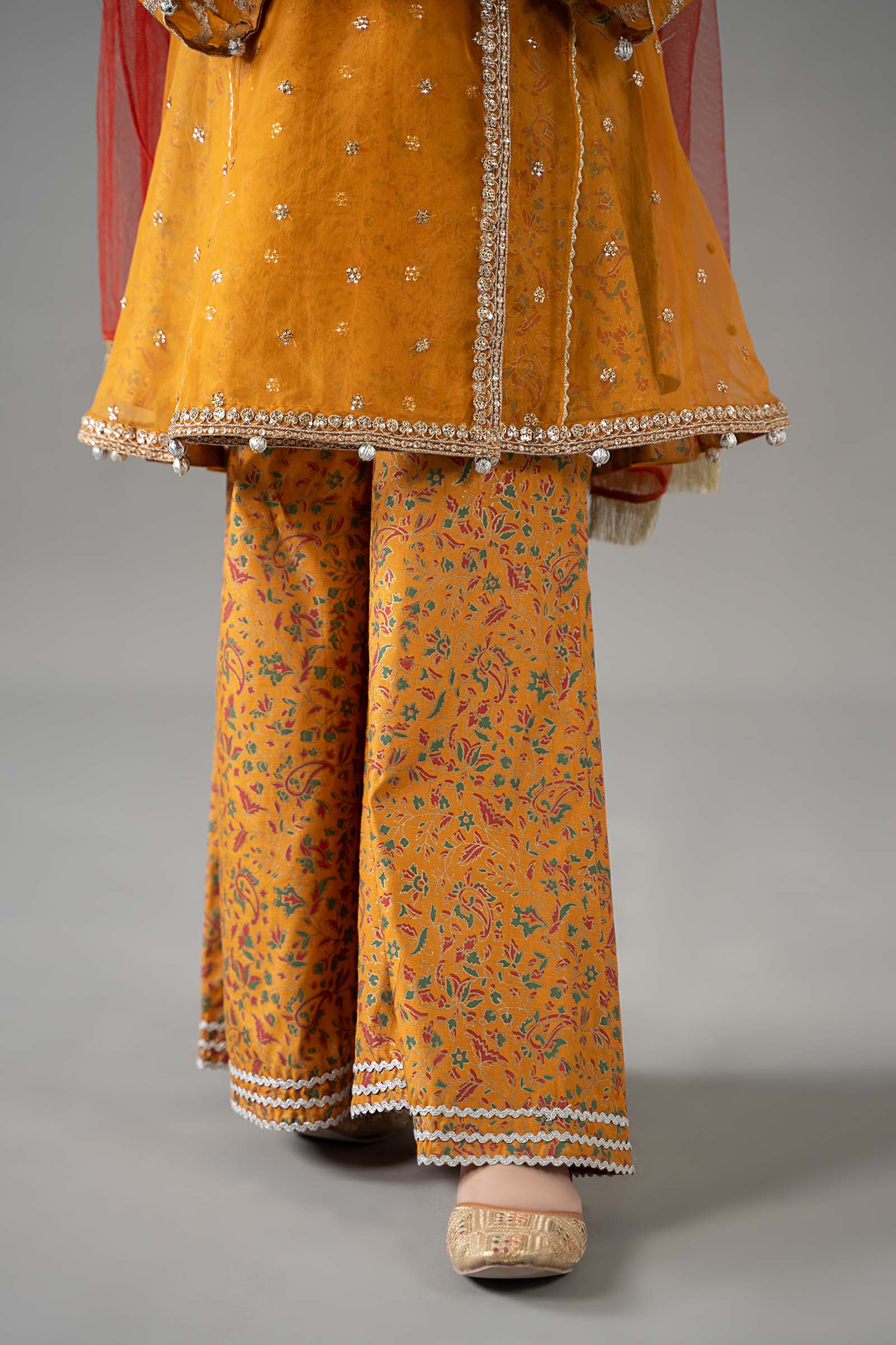 3 Piece Embroidered Poly Organza Suit - Image 5