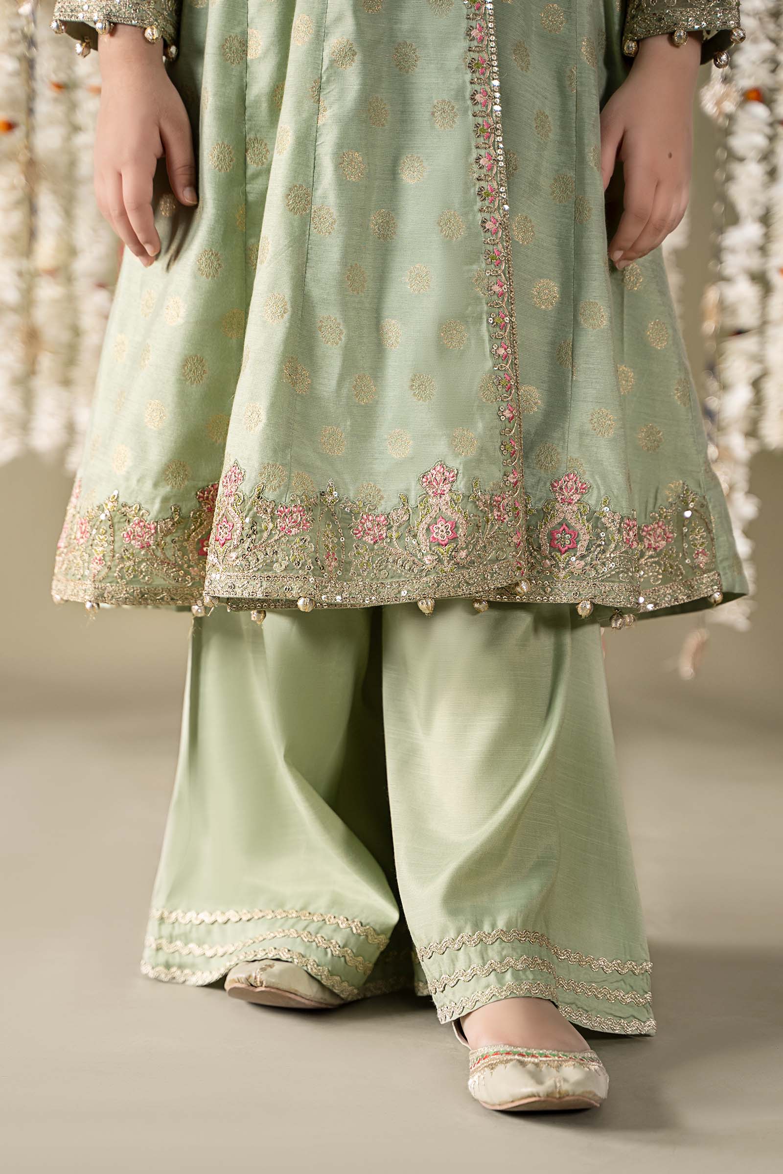3 Piece Embroidered Cotton Lurex Suit - Image 3