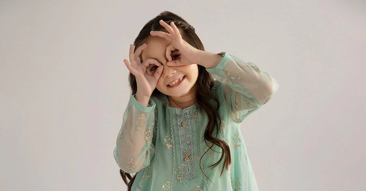 3 Piece Printed Poly Organza Suit - Image 6