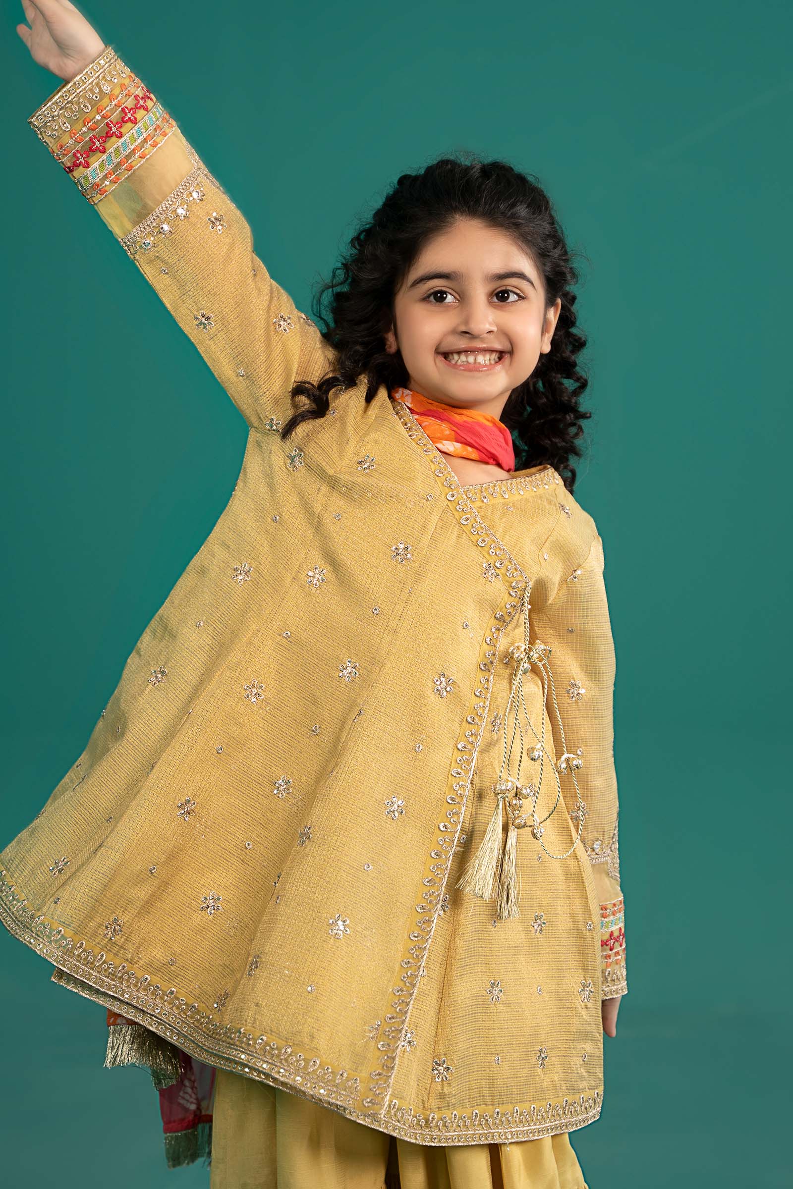 3 Piece Embroidered Cotton Zari Net Suit - Image 3