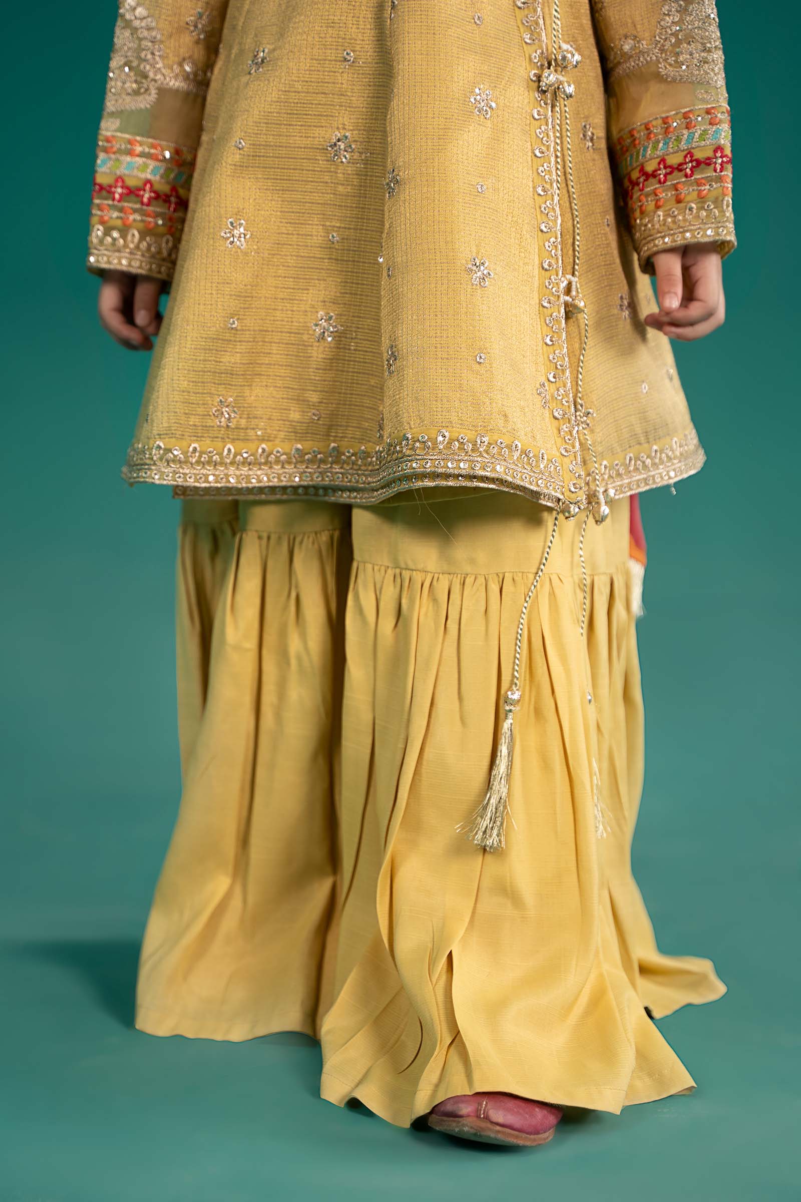3 Piece Embroidered Cotton Zari Net Suit - Image 5