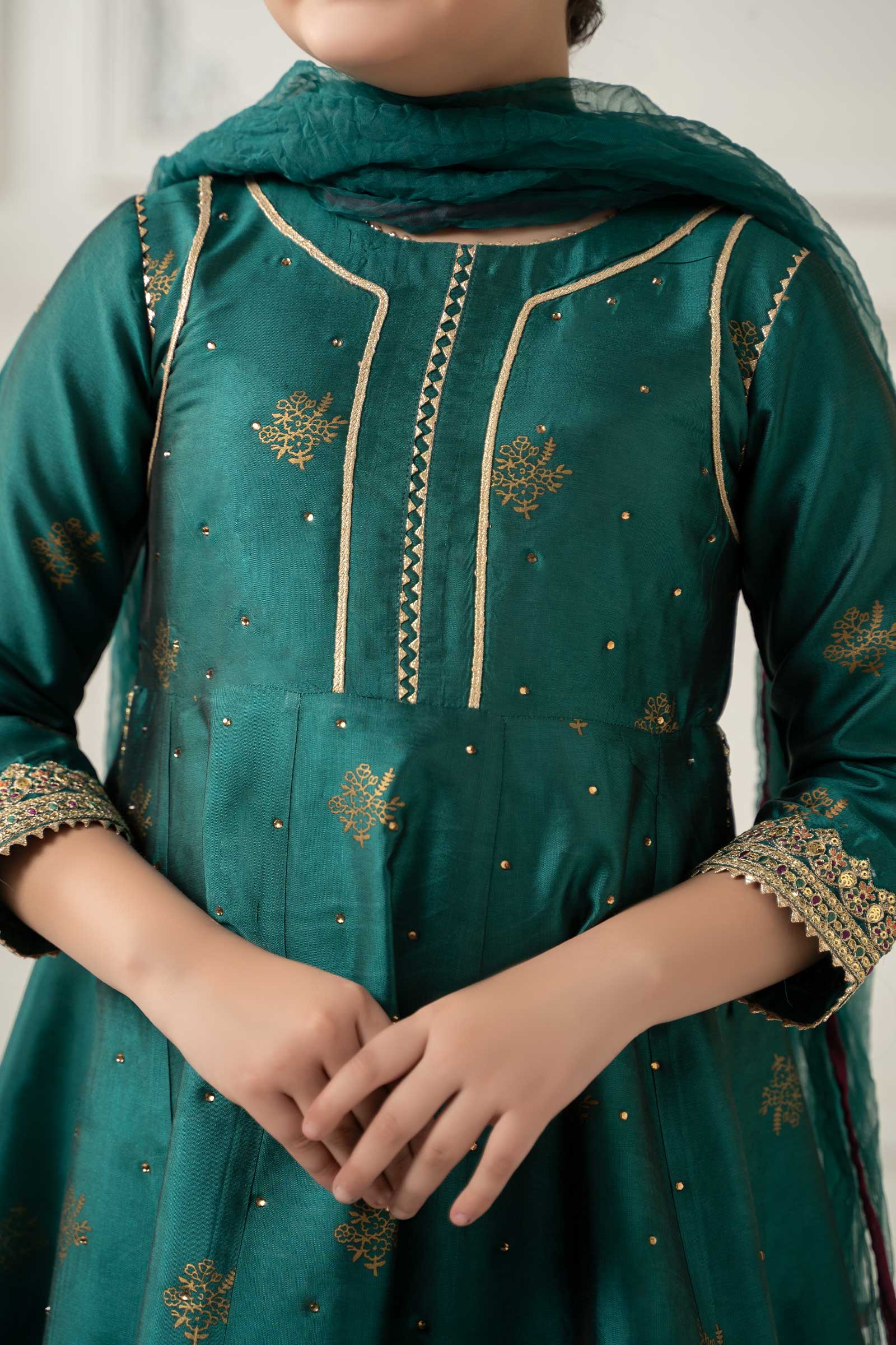 3 Piece Embroidered Polyester Net Suit - Image 3