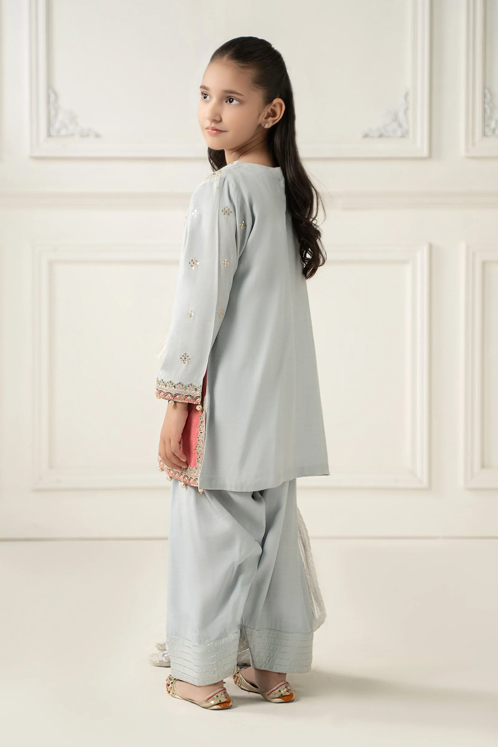 3 Piece Embroidered Polyester Net Suit - Image 5