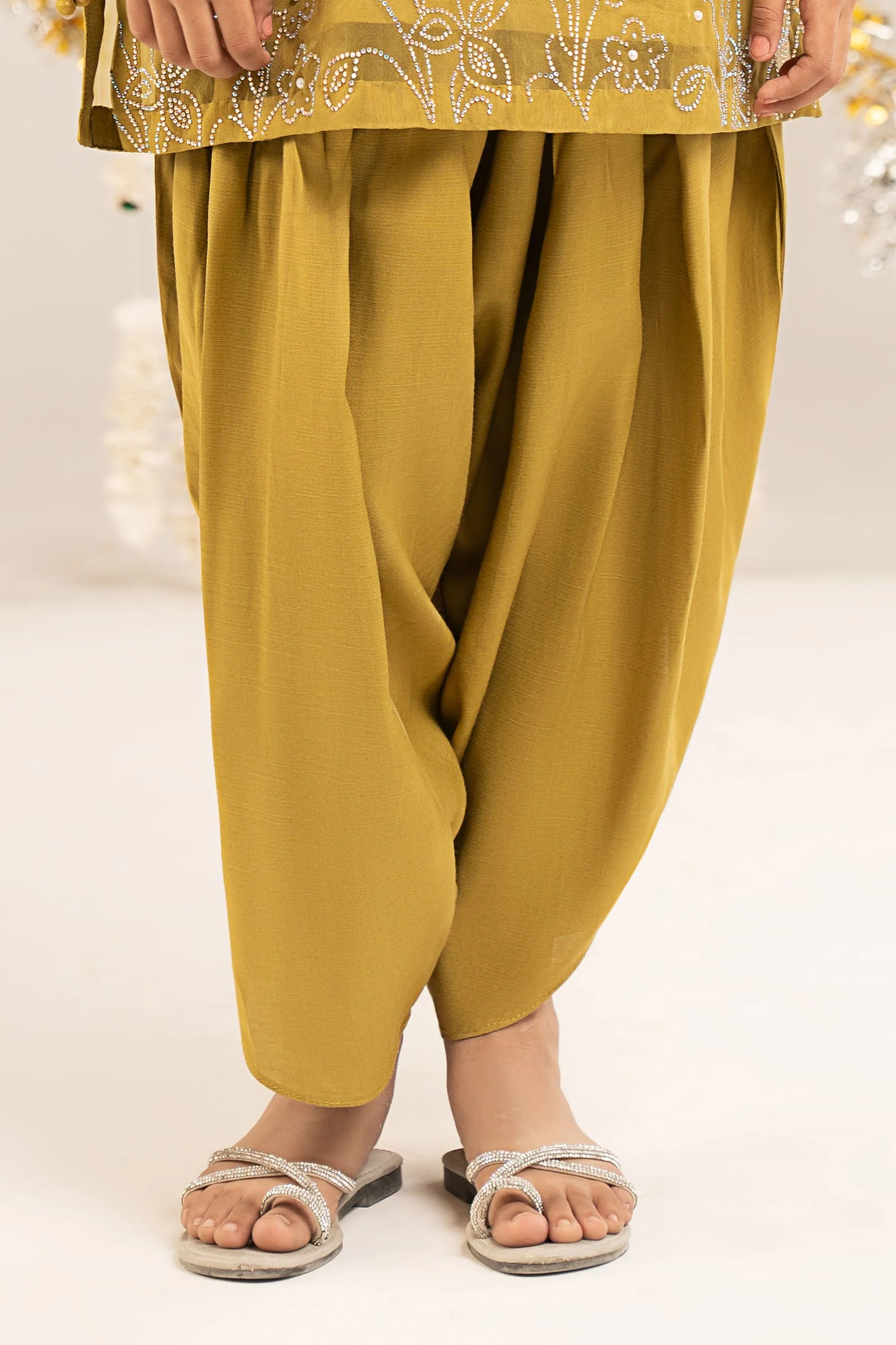 2 Piece Embellished Organza Suit - Image 5