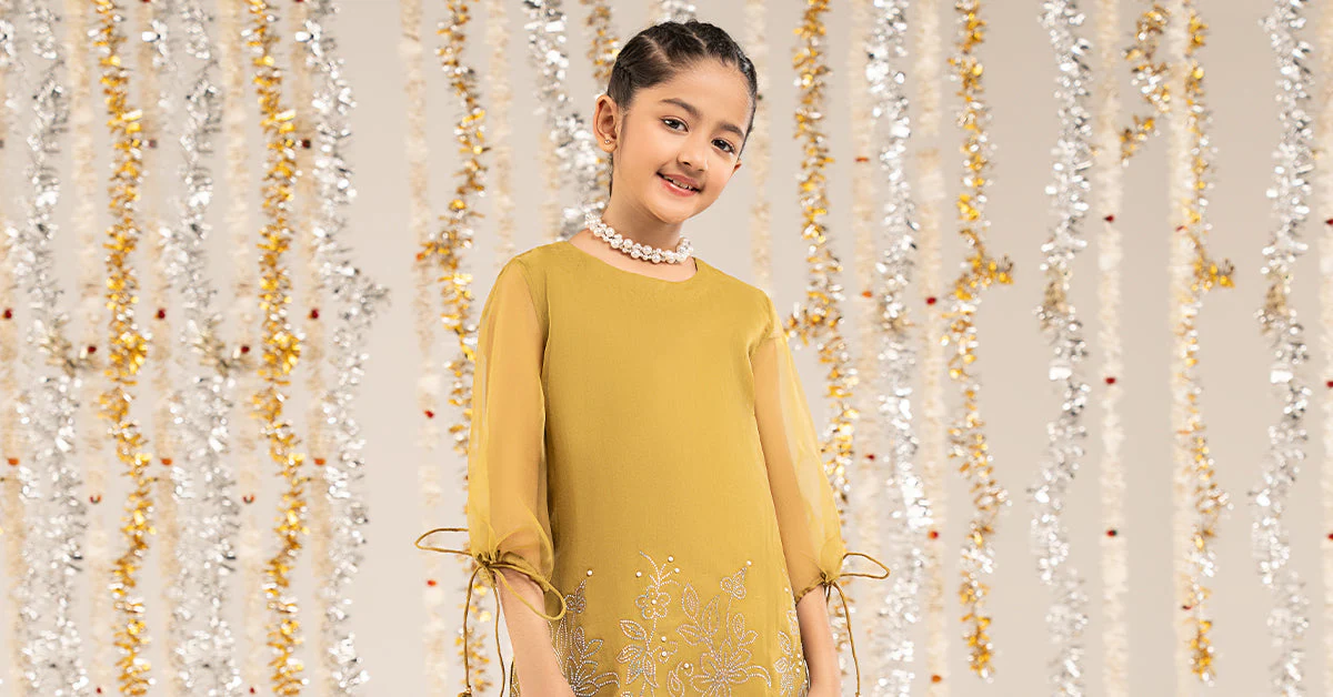 2 Piece Embellished Organza Suit - Image 8