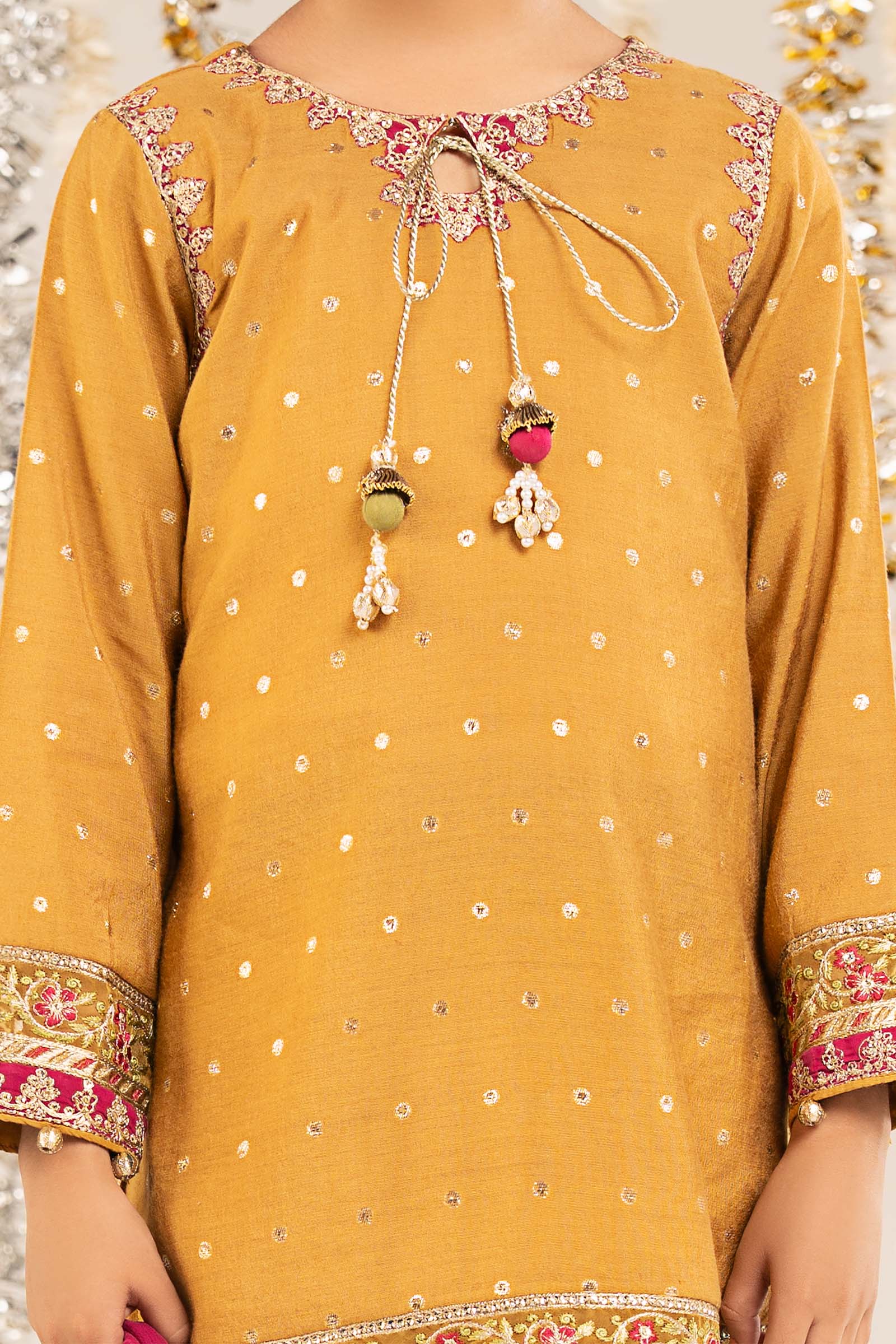3 Piece Embroidered Lurex Jacquard Suit - Image 4