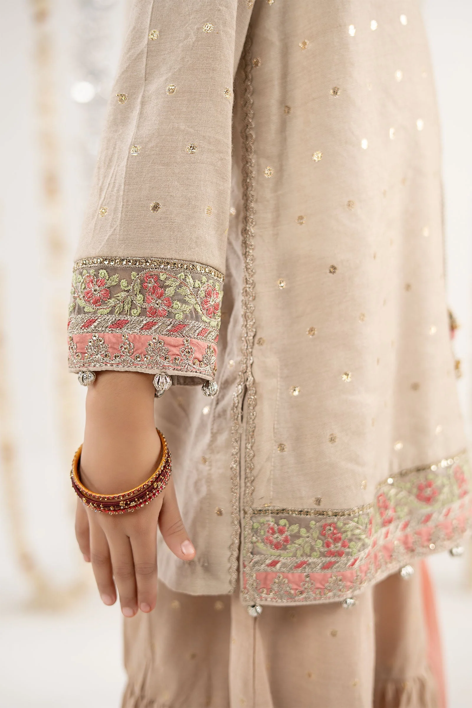 3 Piece Embroidered Lurex Jacquard Suit - Image 4