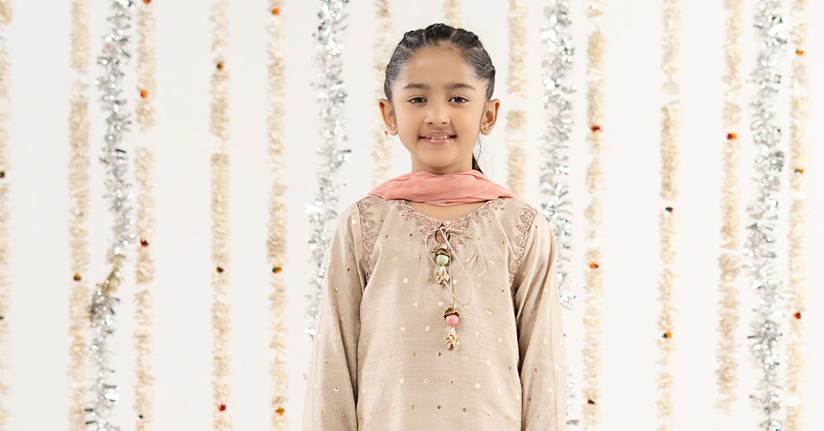 3 Piece Embroidered Lurex Jacquard Suit - Image 8