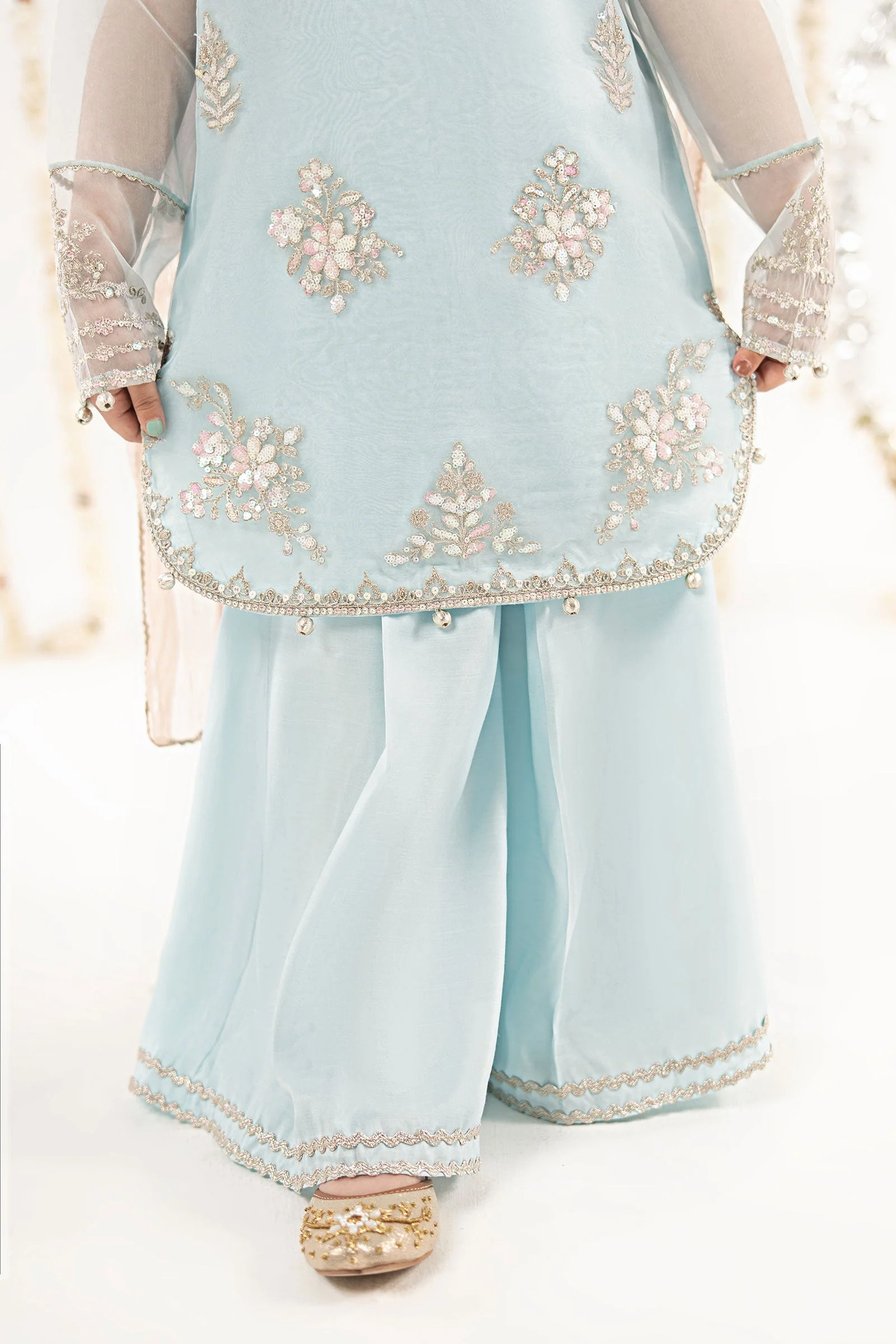 3 Piece Embroidered Organza Suit - Image 6