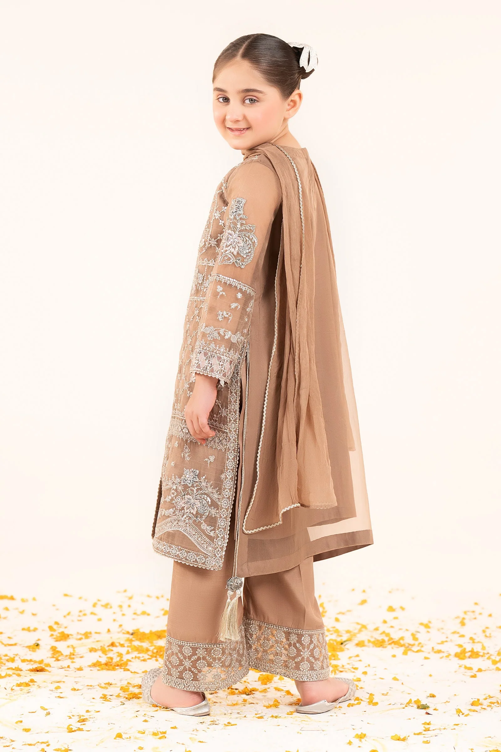 3 Piece Embroidered Organza Suit - Image 7