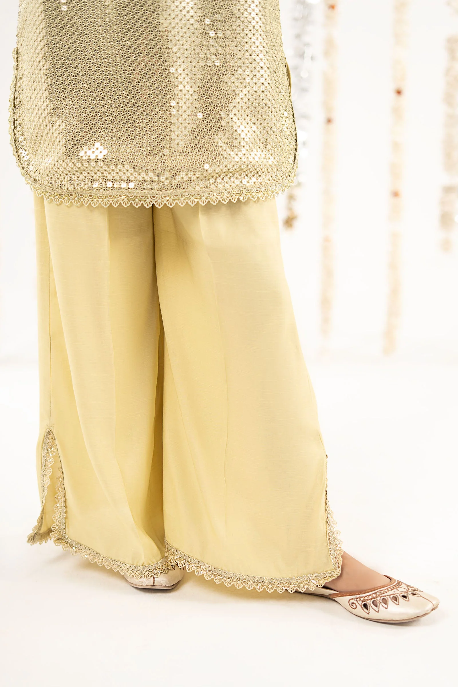 3 Piece Embroidered Chiffon Suit - Image 4