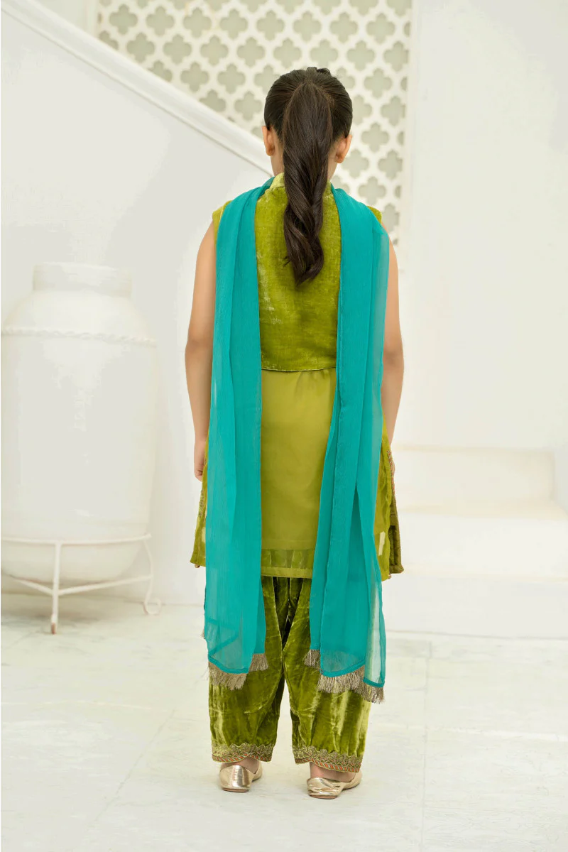 Suit Green MKS-W22-18 - Image 3