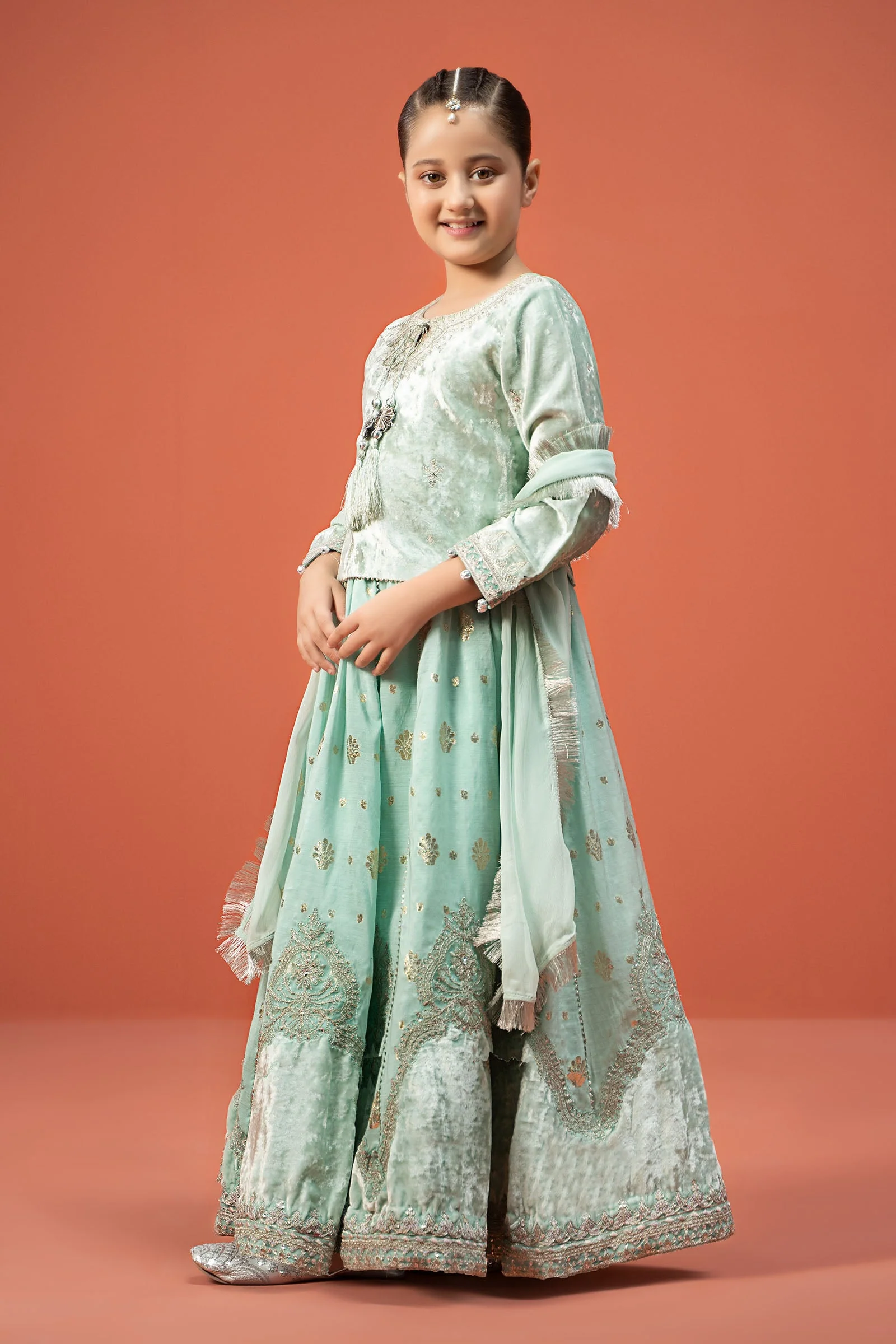 3 Piece Embroidered Velvet Suit - Image 3