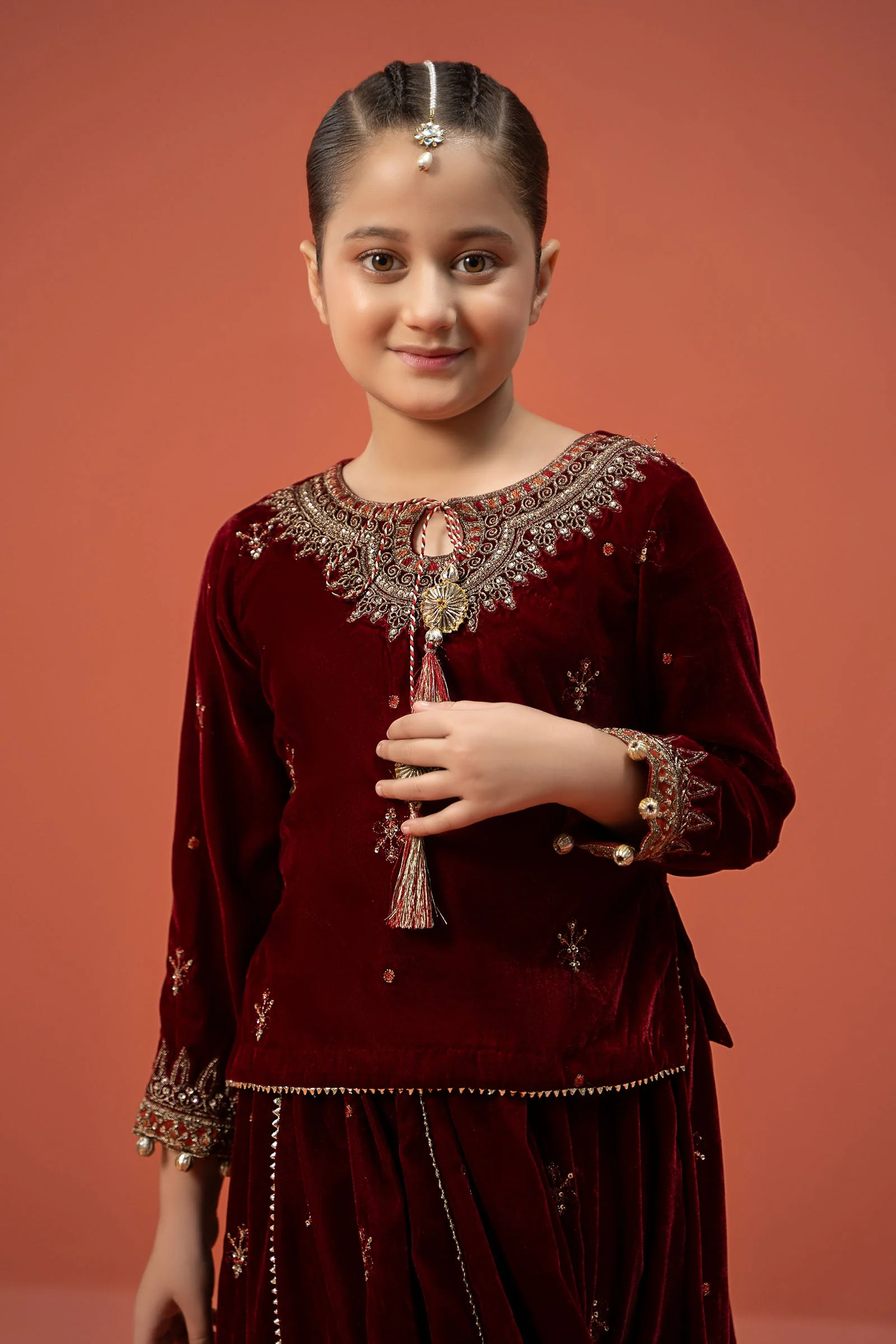 3 Piece Embroidered Velvet Suit - Image 2