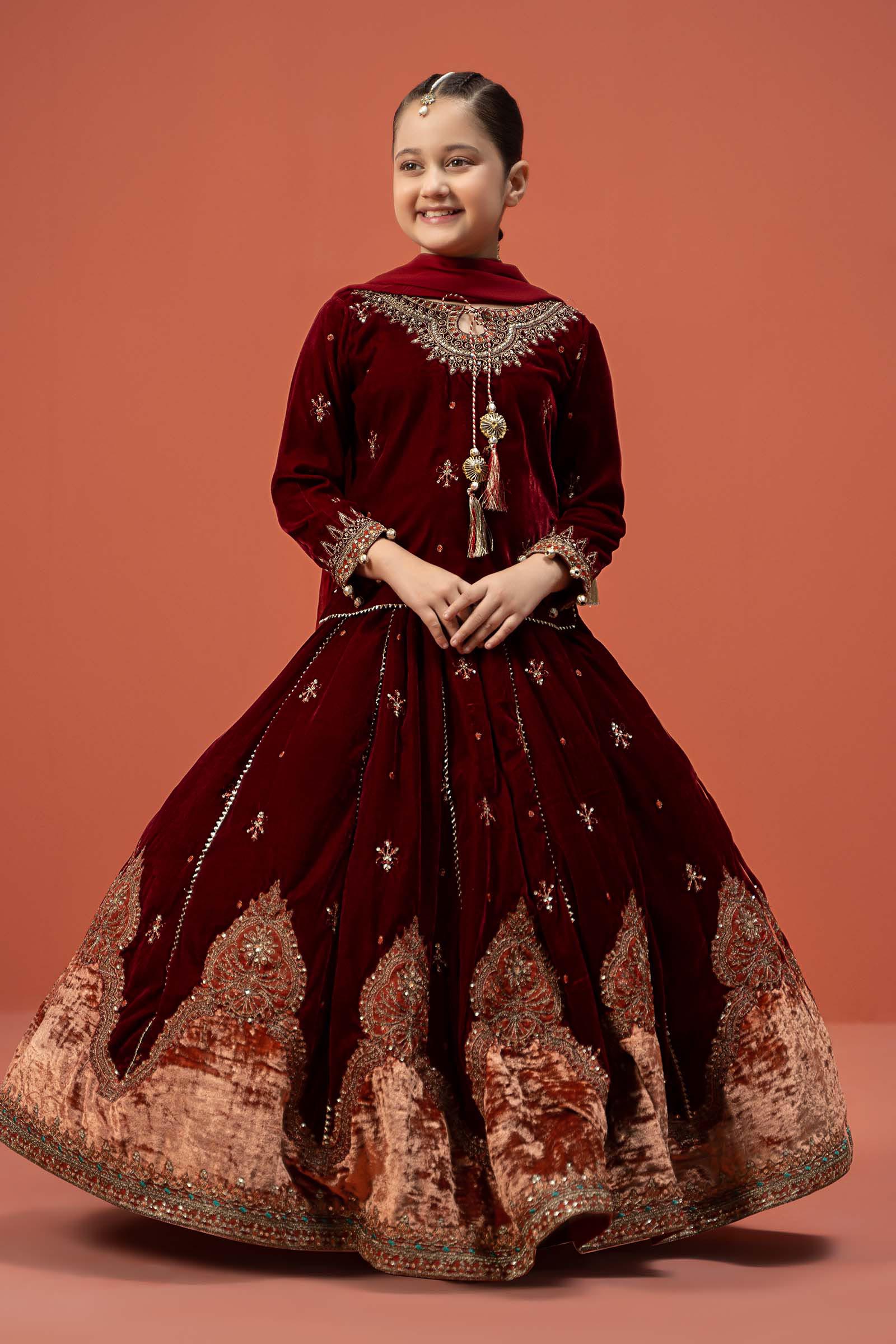 3 Piece Embroidered Velvet Suit - Image 3