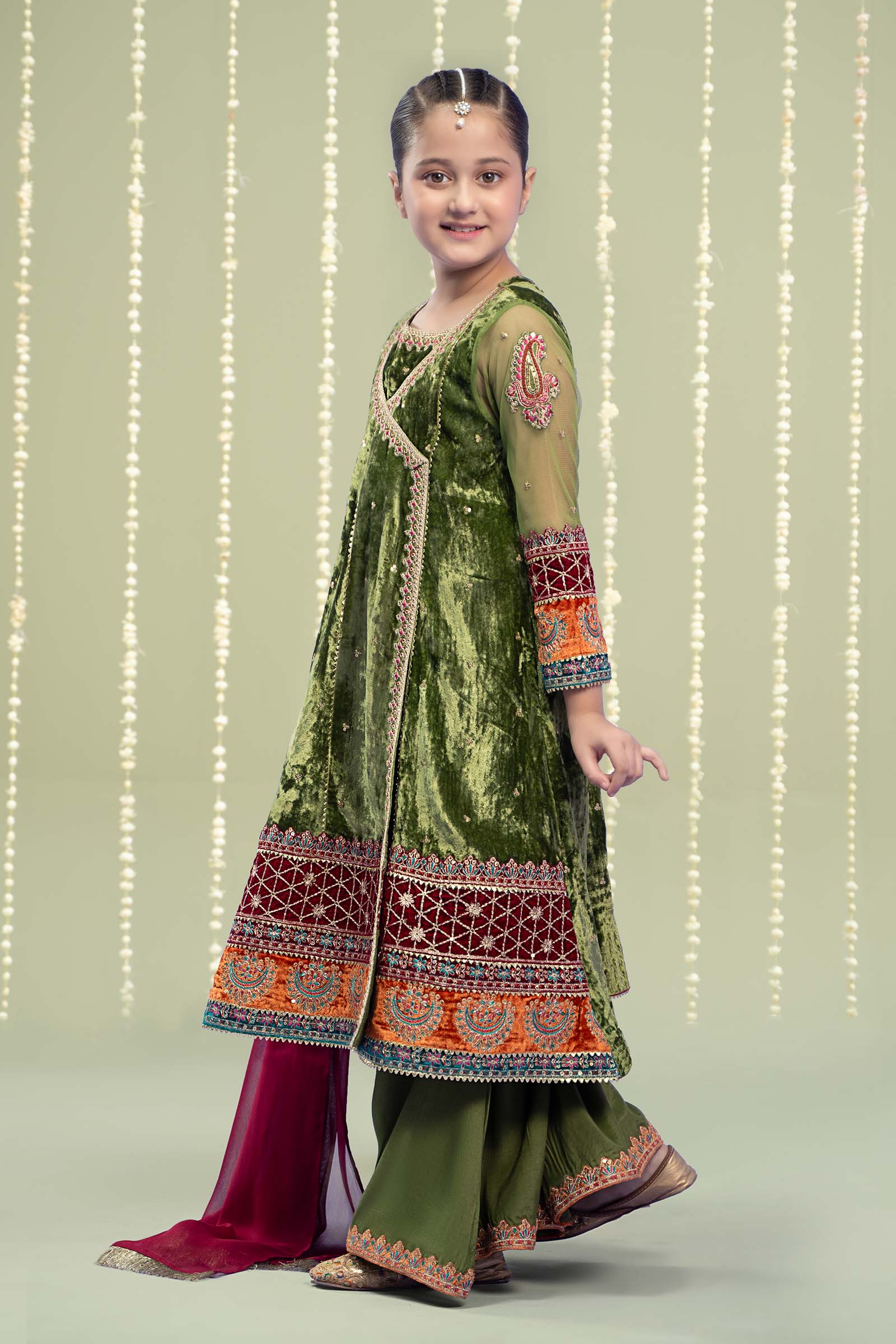 3 Piece Embroidered Velvet Suit - Image 5